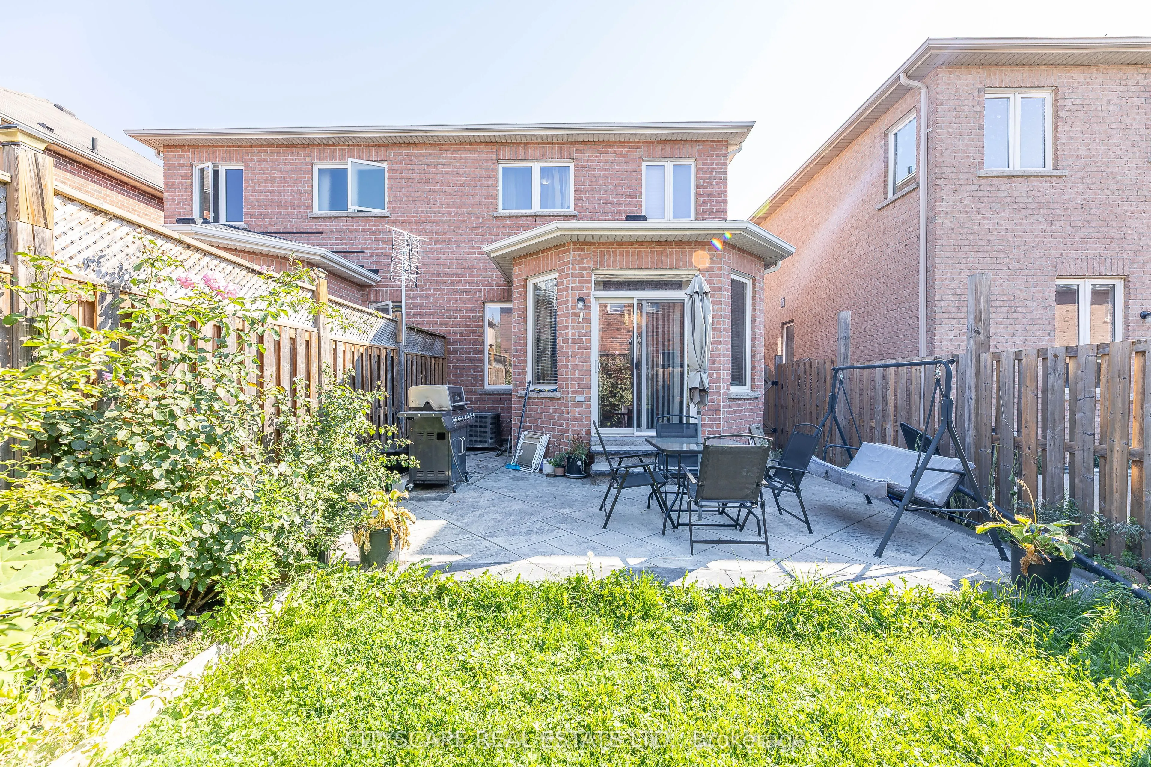 875 Oasis Drive