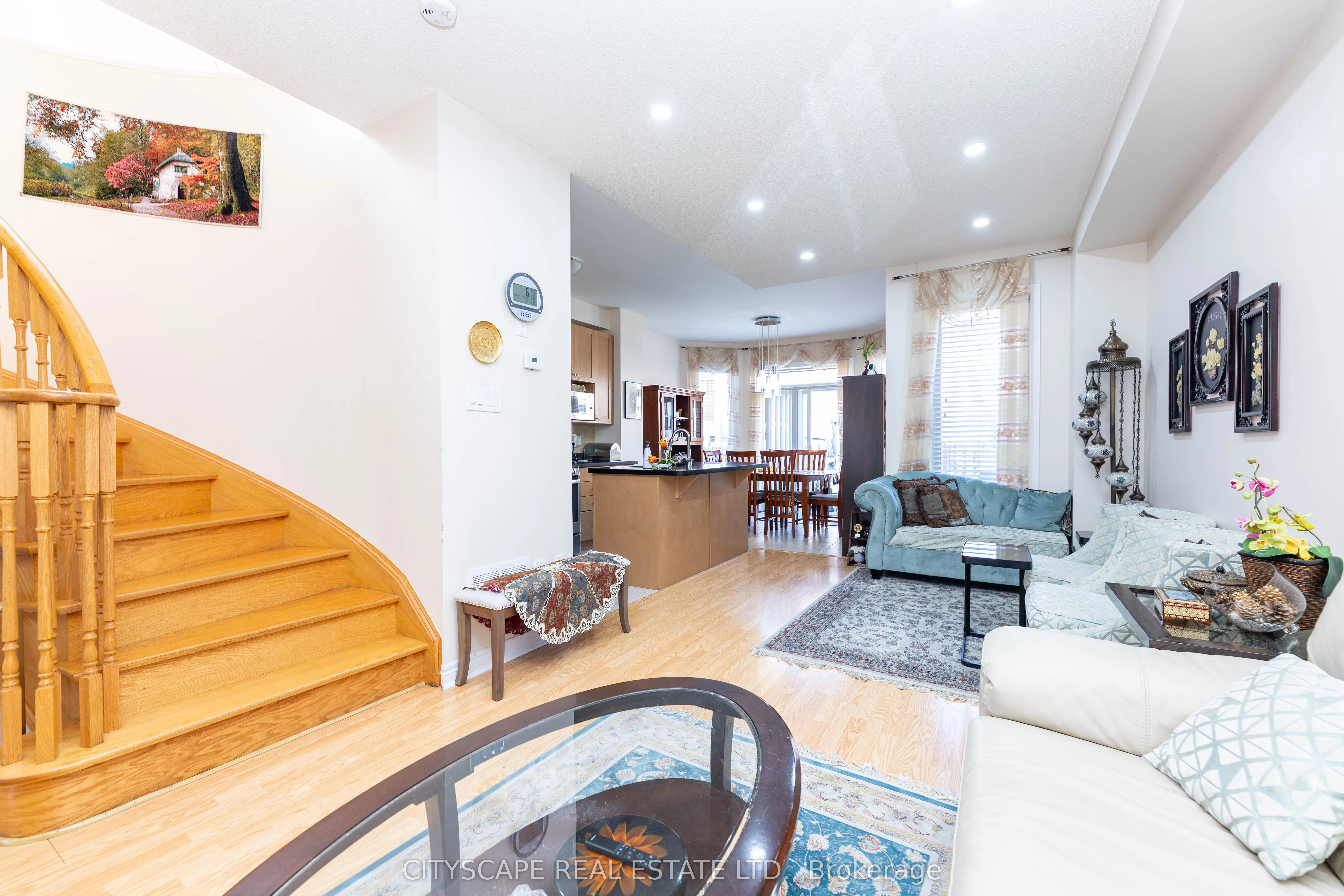 875 Oasis Drive