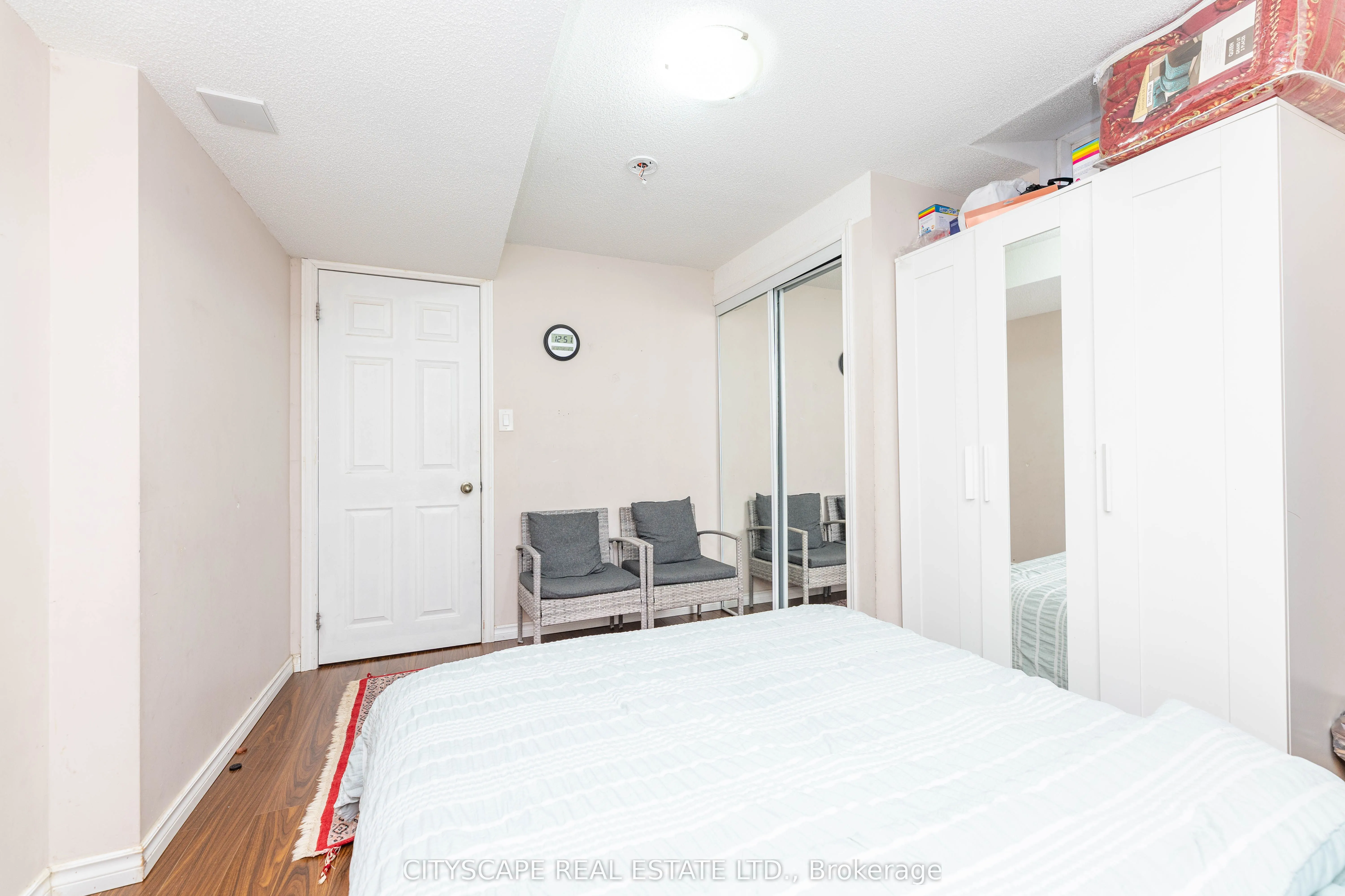 875 Oasis Drive