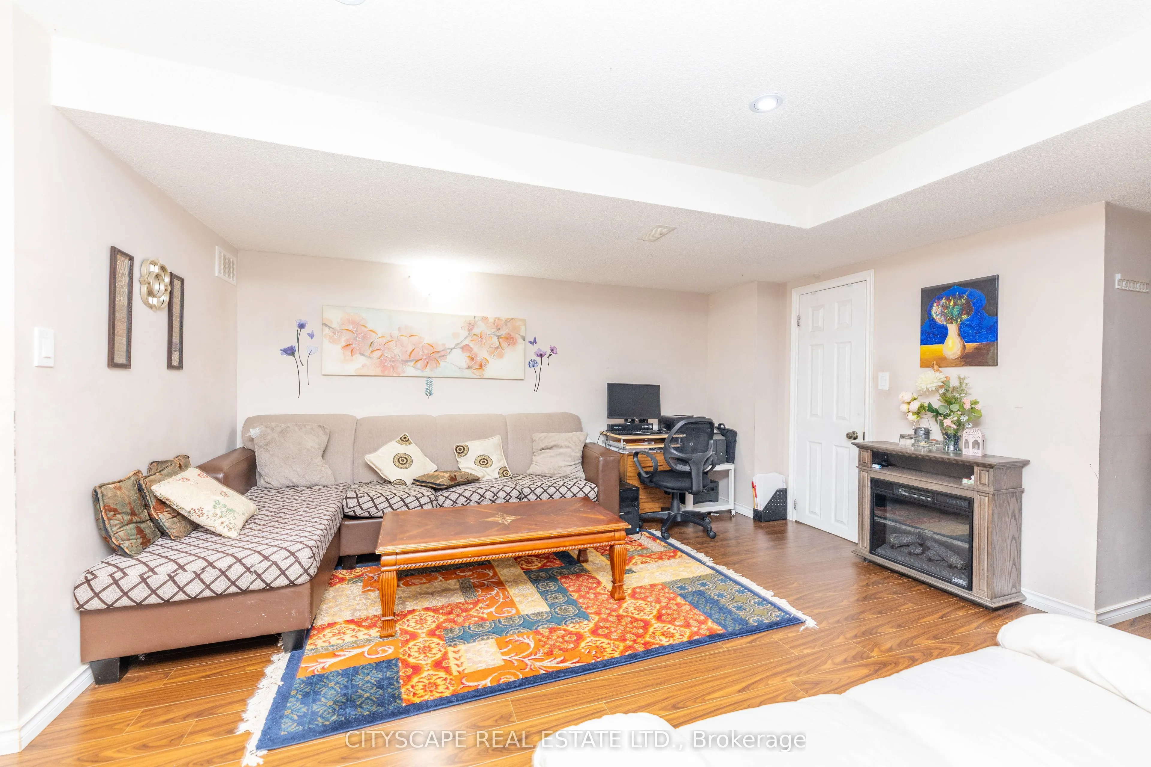 875 Oasis Drive