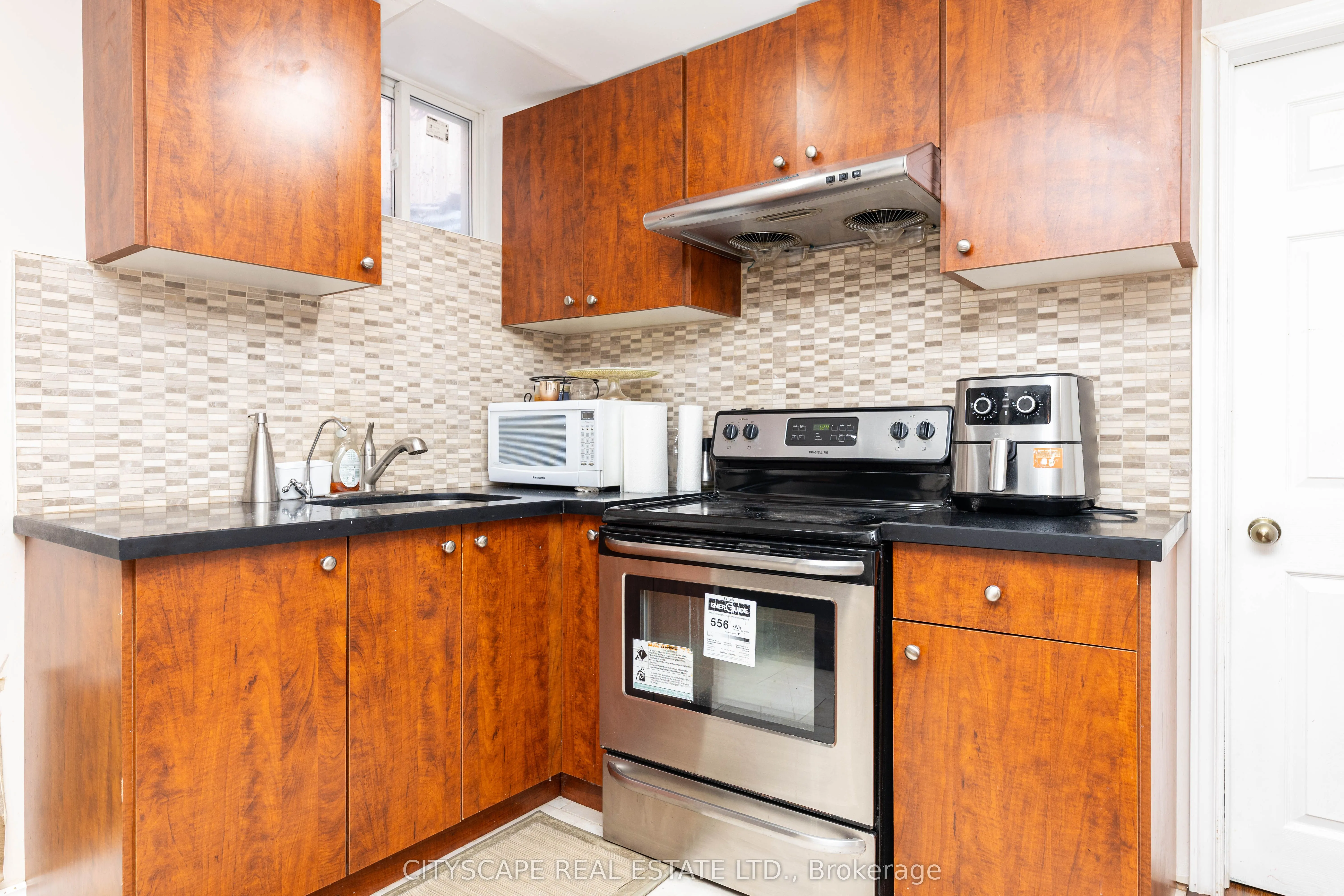875 Oasis Drive