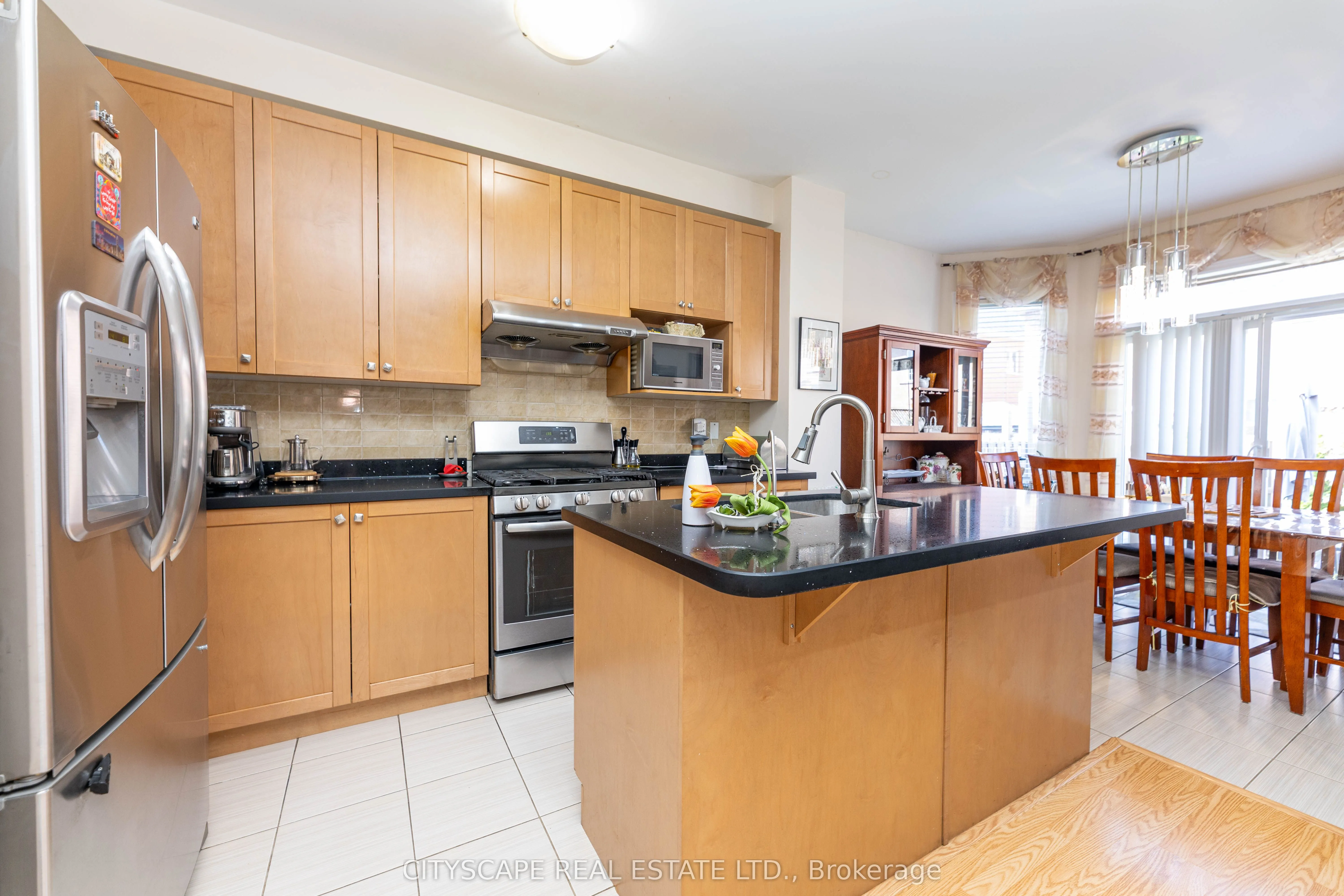 875 Oasis Drive