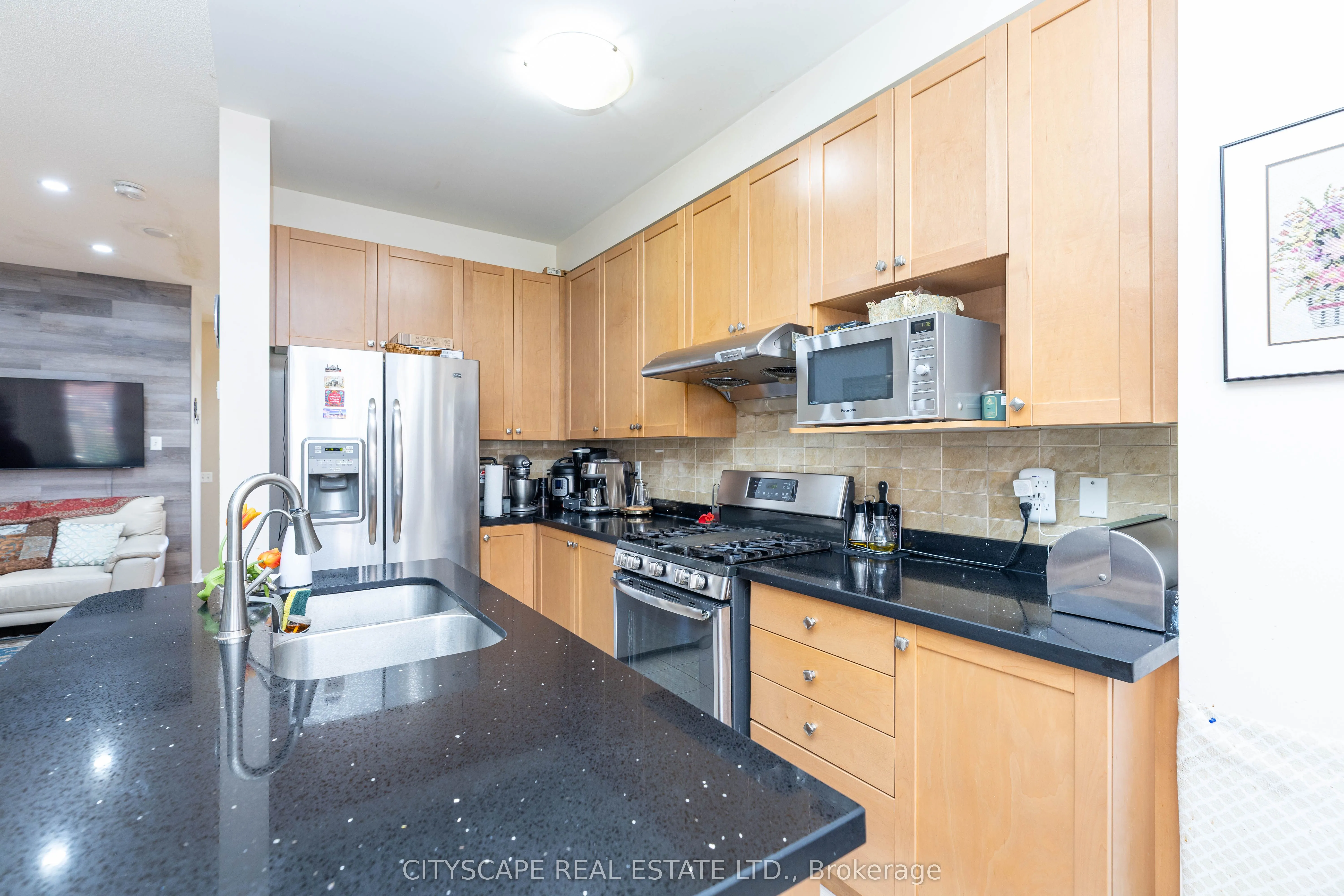 875 Oasis Drive