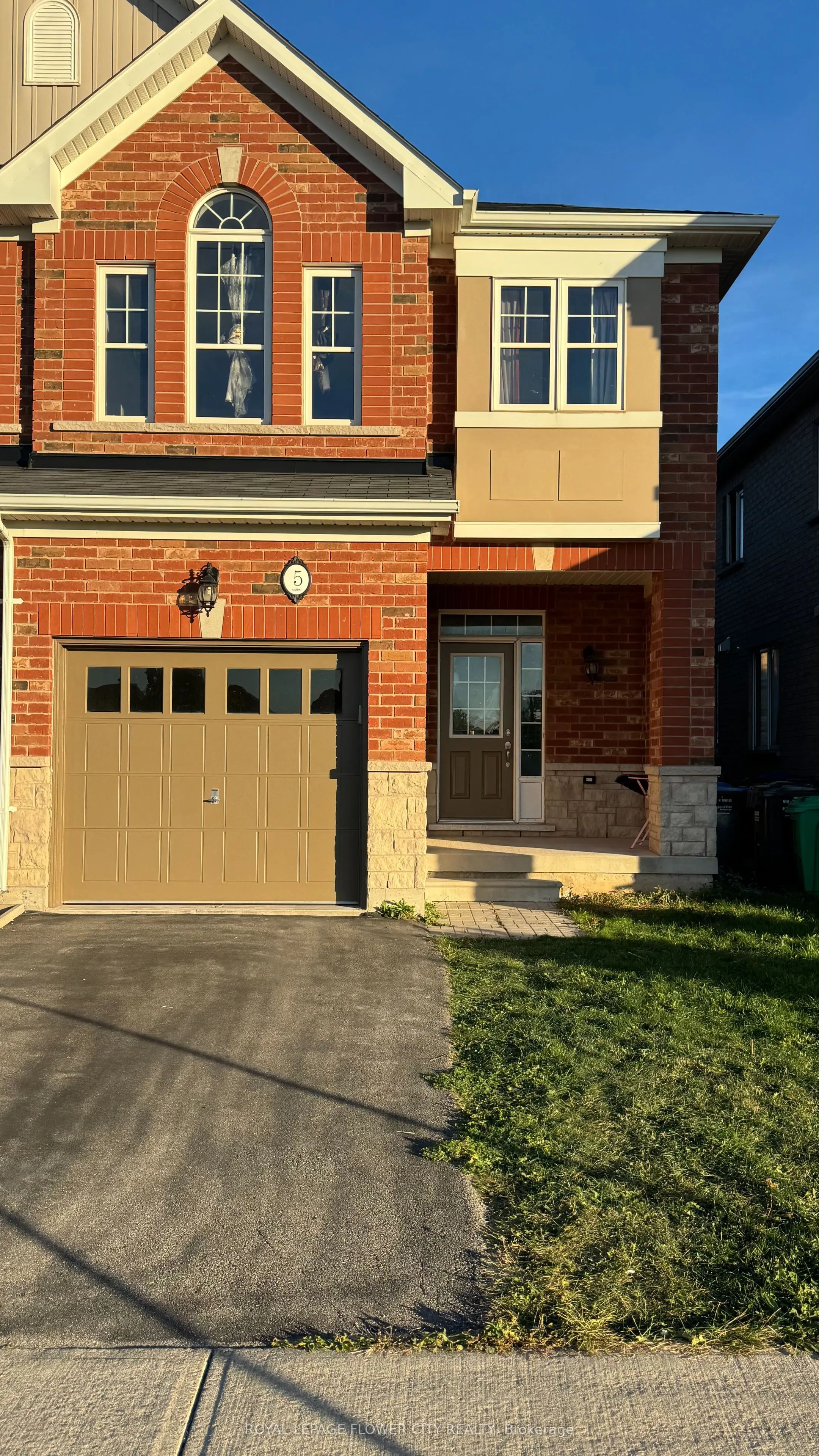 5 Antibes Drive