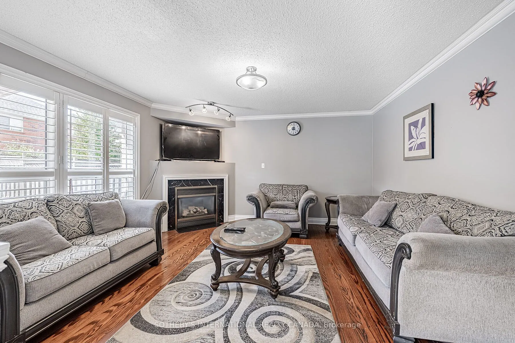 5930 Bassinger Place, #Upper