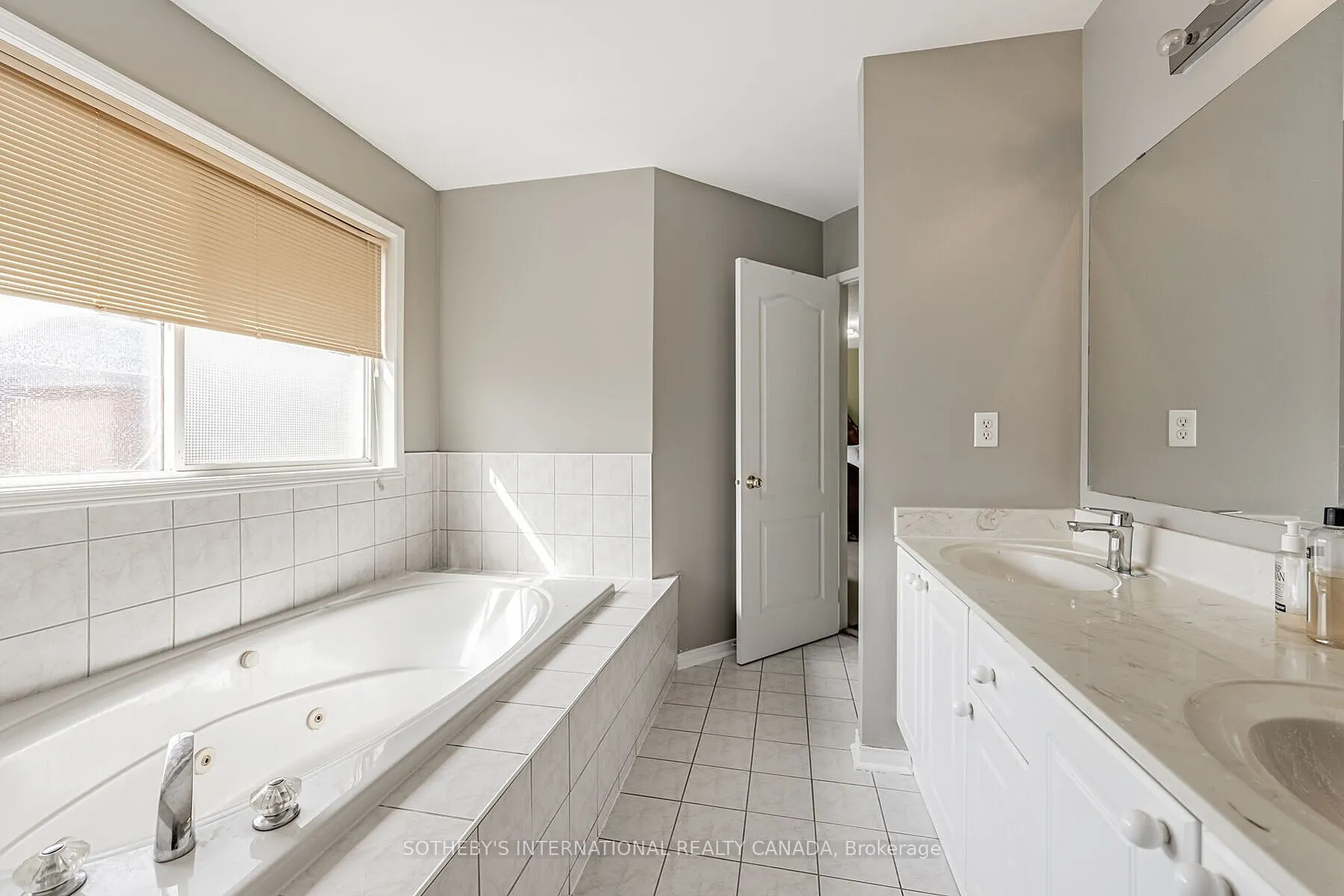 5930 Bassinger Place, #Upper