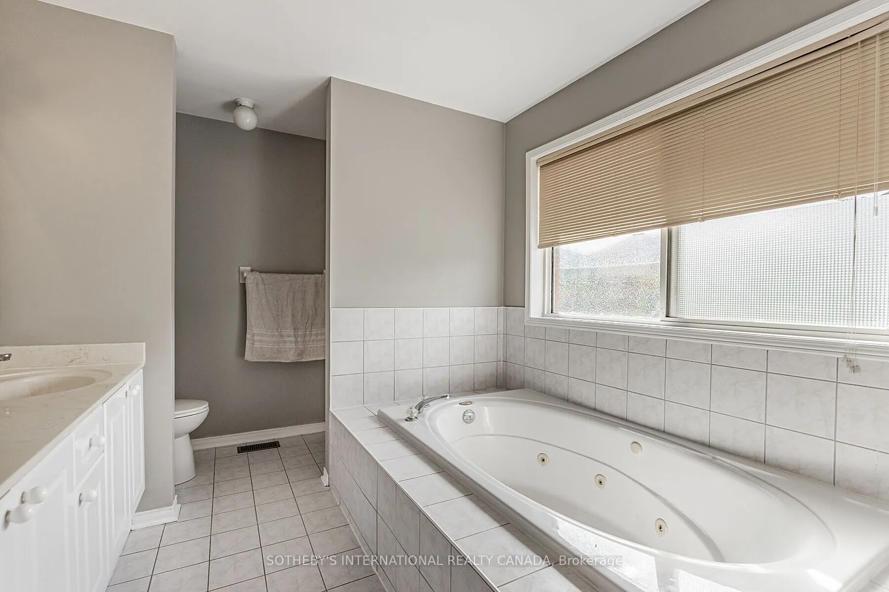 5930 Bassinger Place, #Upper