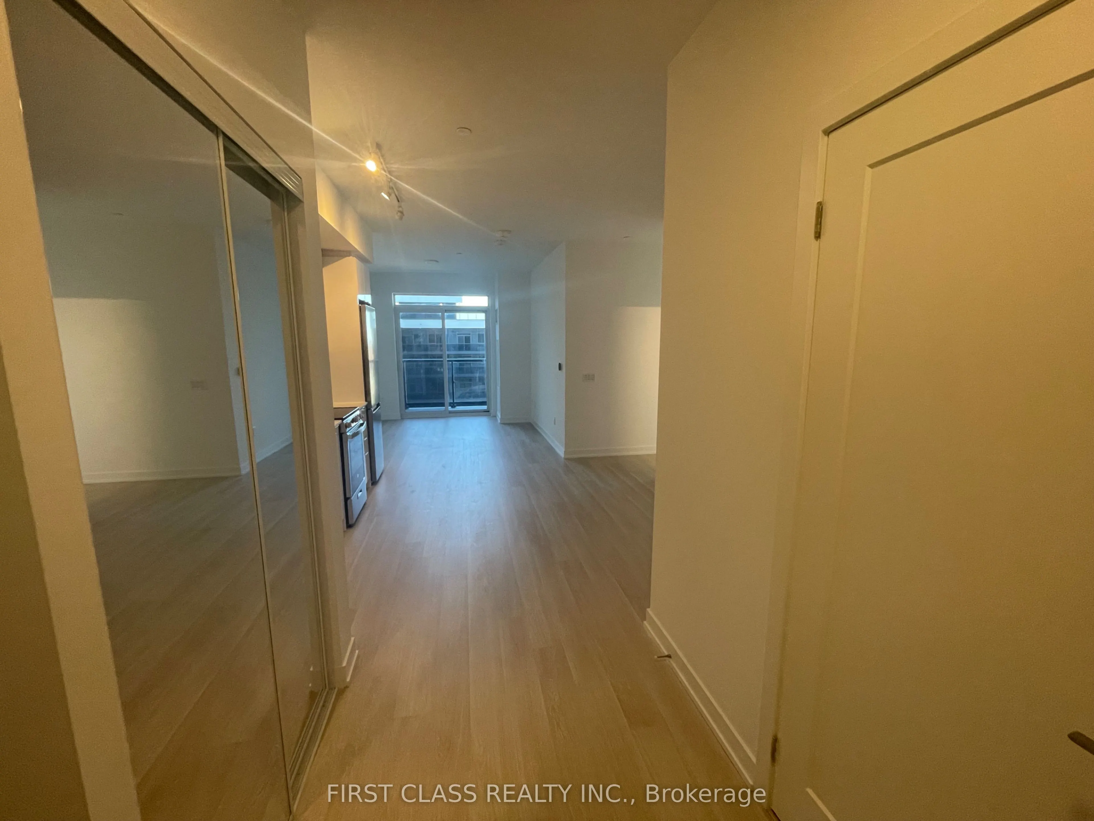 5105 Hurontario Street, #602