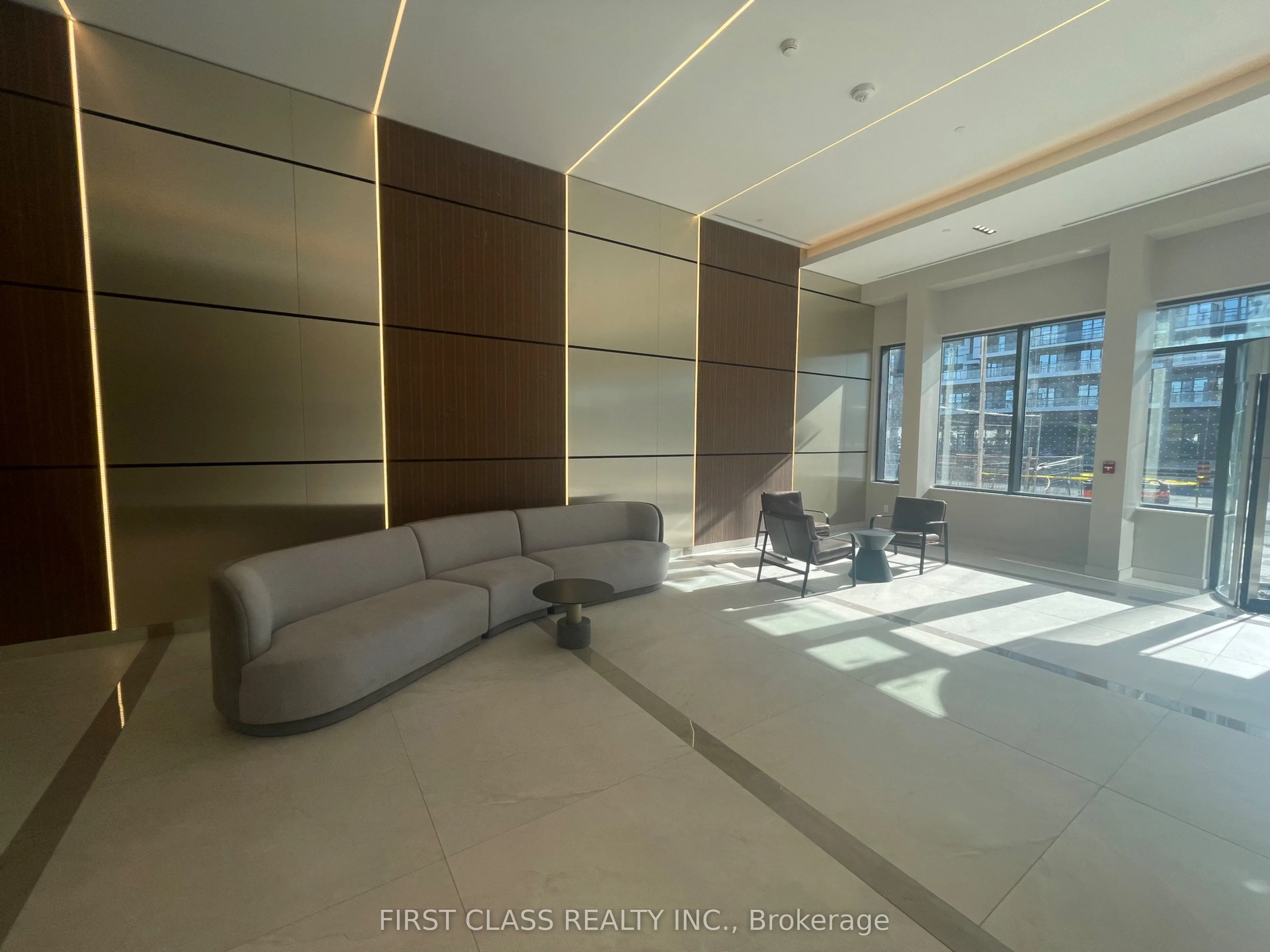 5105 Hurontario Street, #602