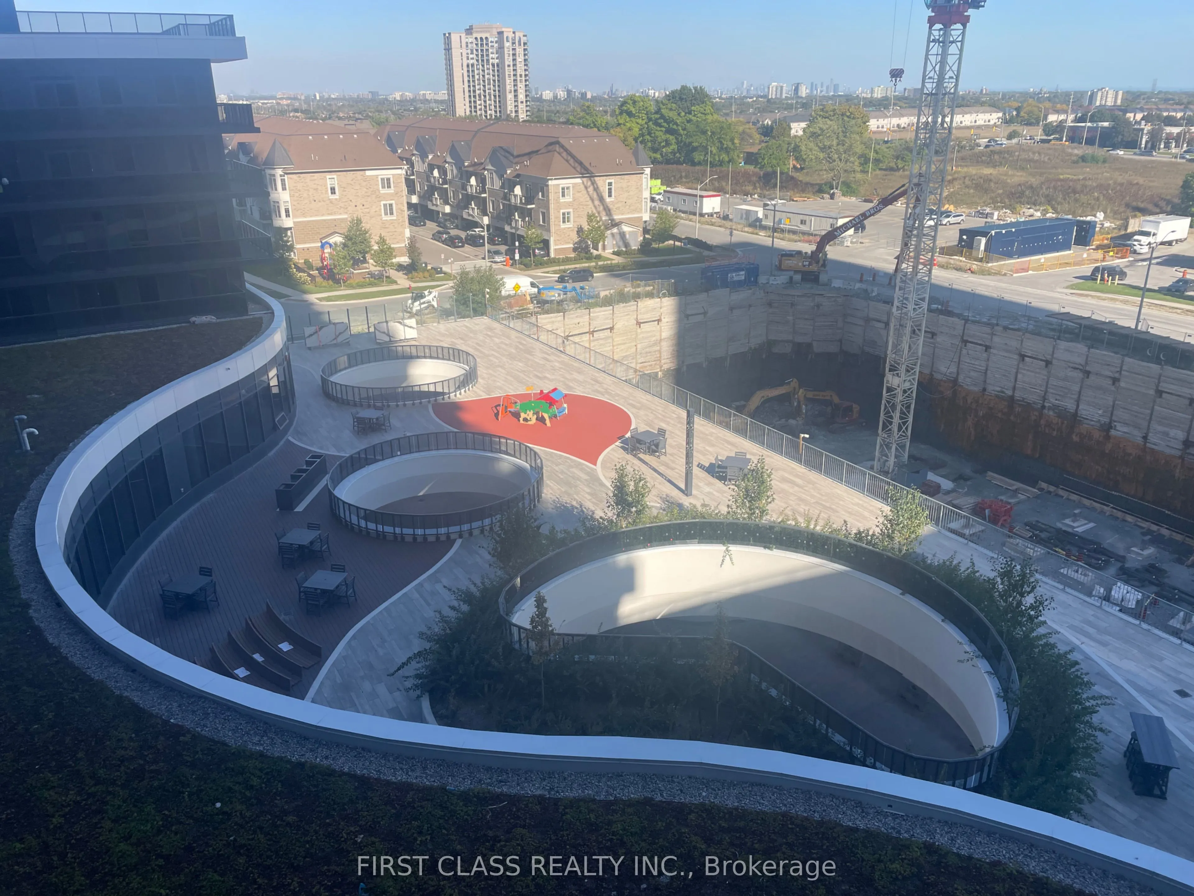 5105 Hurontario Street, #602