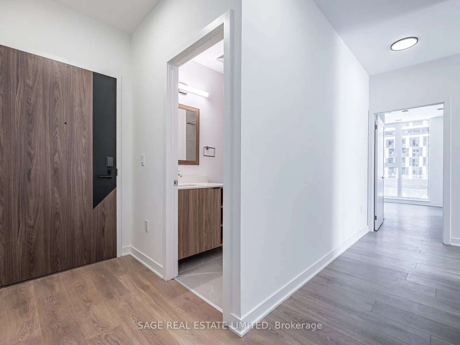 1037 The Queensway Avenue, #202