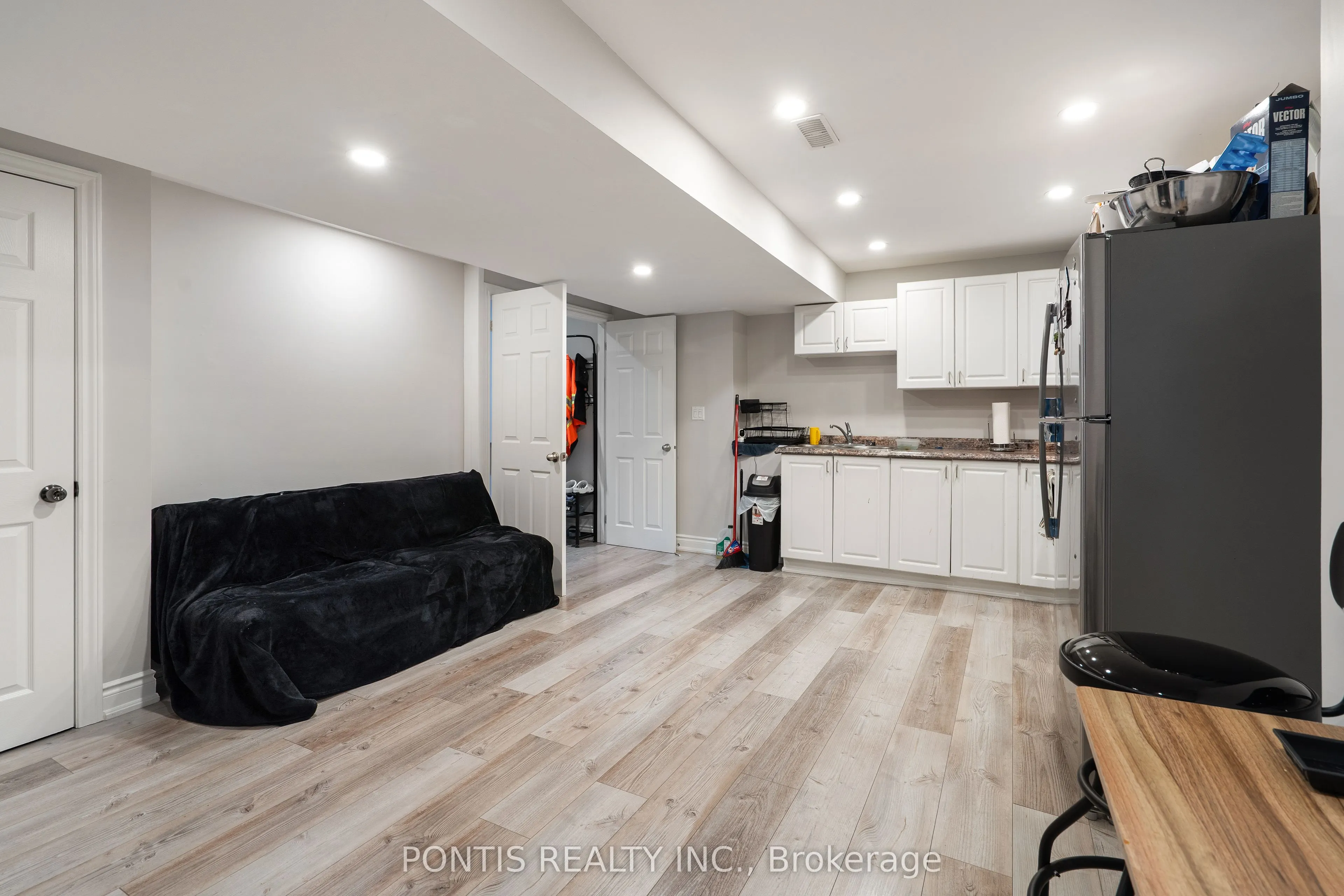 44 DAMATTA Drive