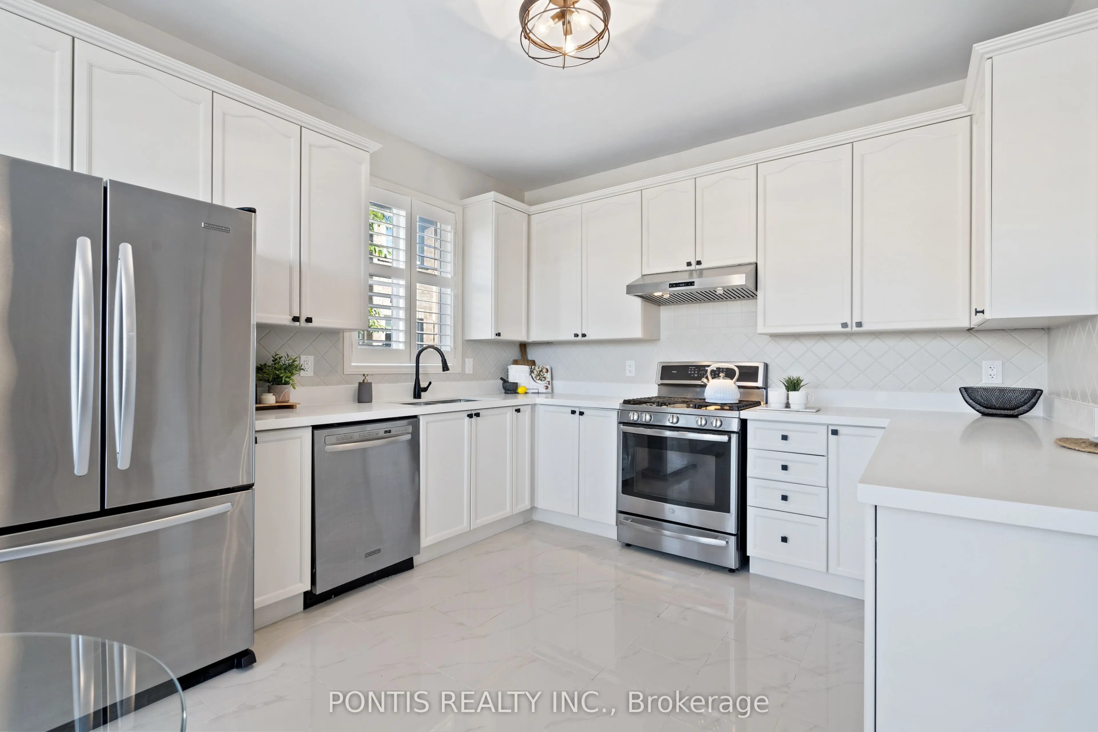 44 DAMATTA Drive