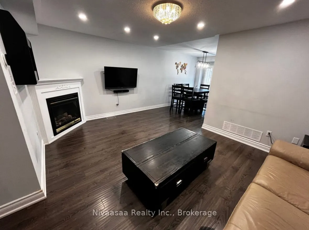 3104 Turbine Crescent