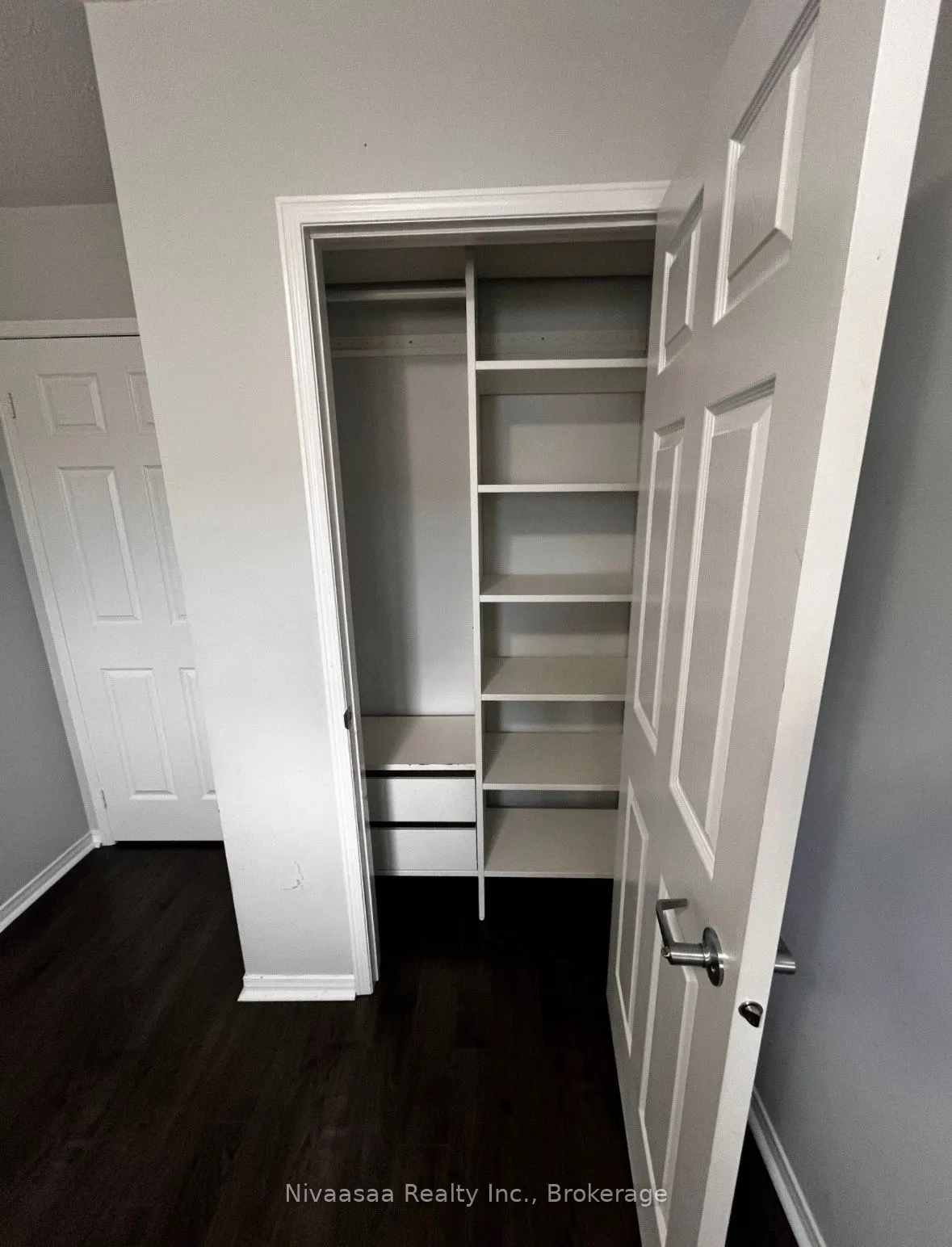 3104 Turbine Crescent