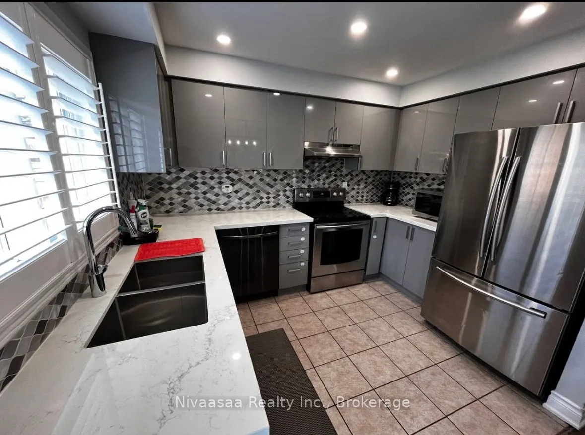 3104 Turbine Crescent