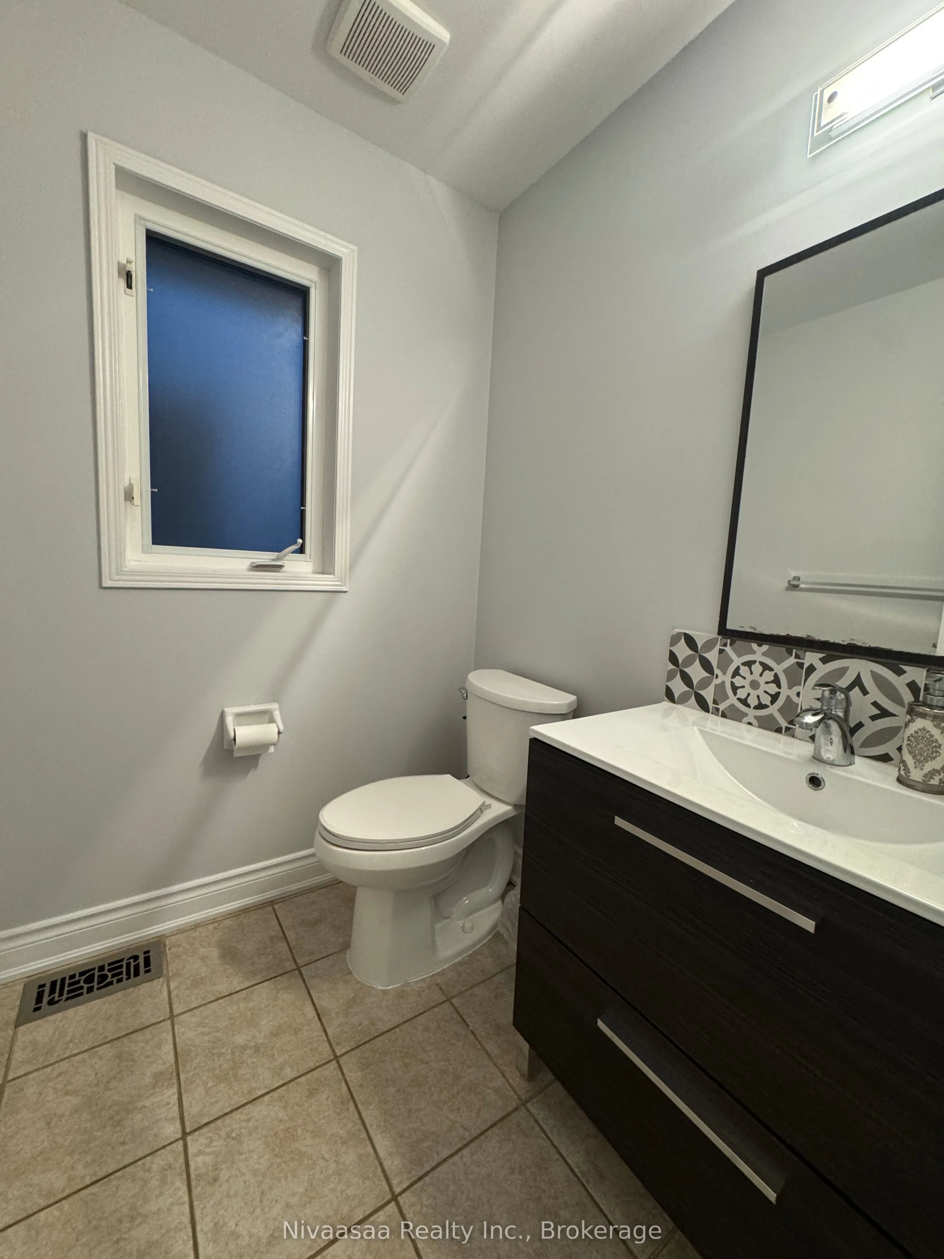 3104 Turbine Crescent