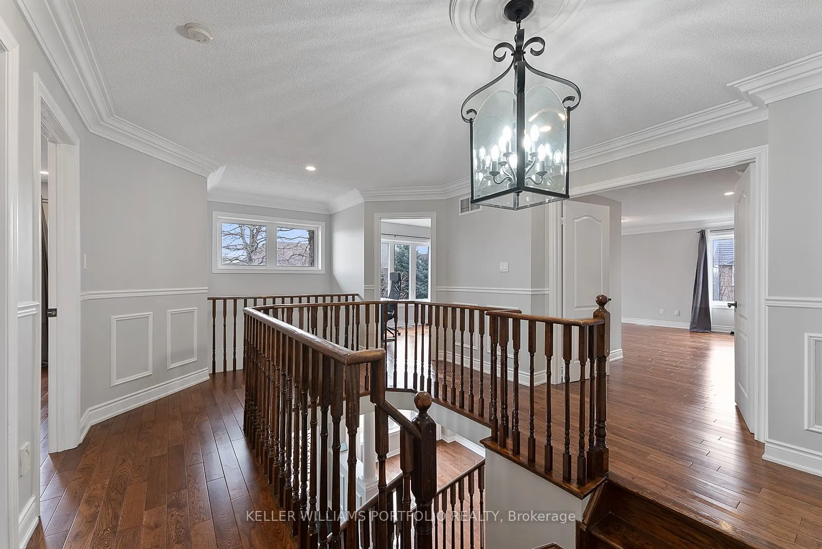 2154 Kingsridge Drive
