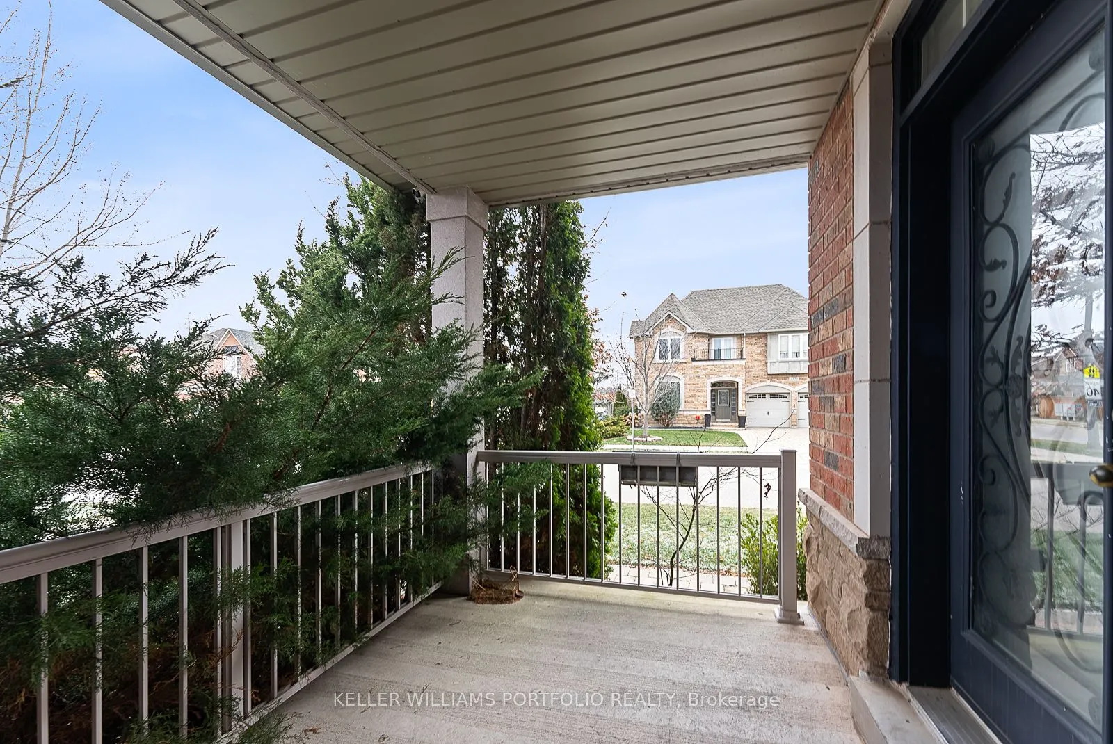 2154 Kingsridge Drive
