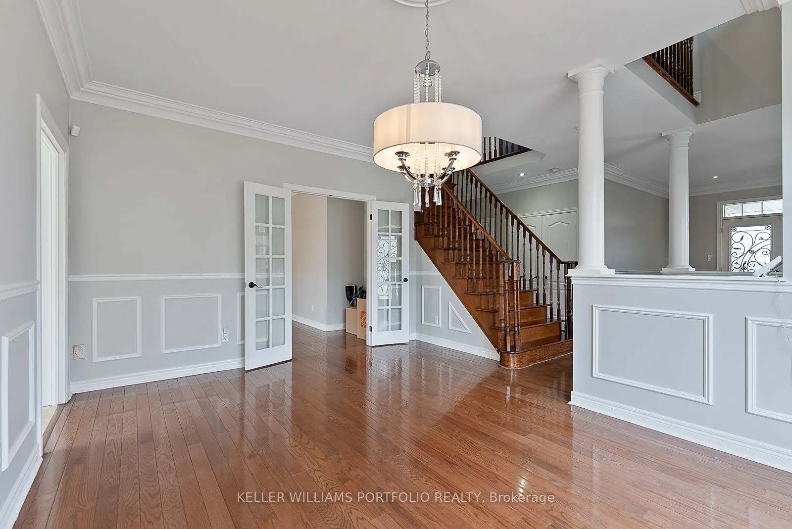 2154 Kingsridge Drive