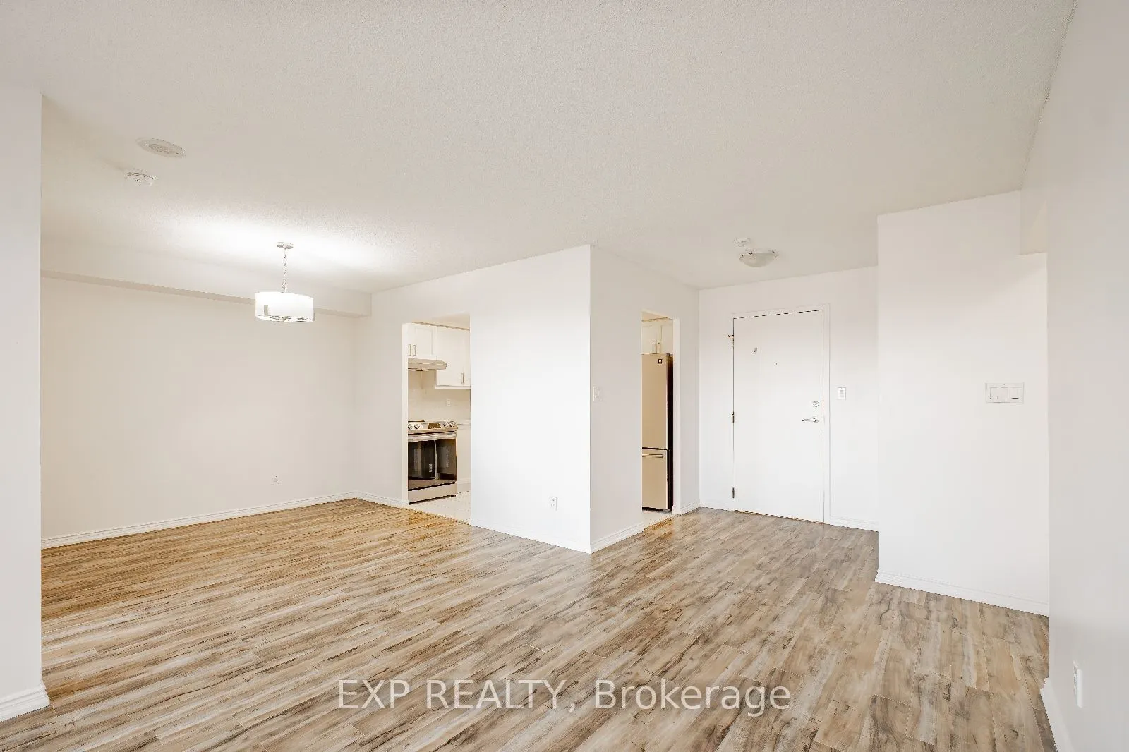 135 Hillcrest Avenue, #805