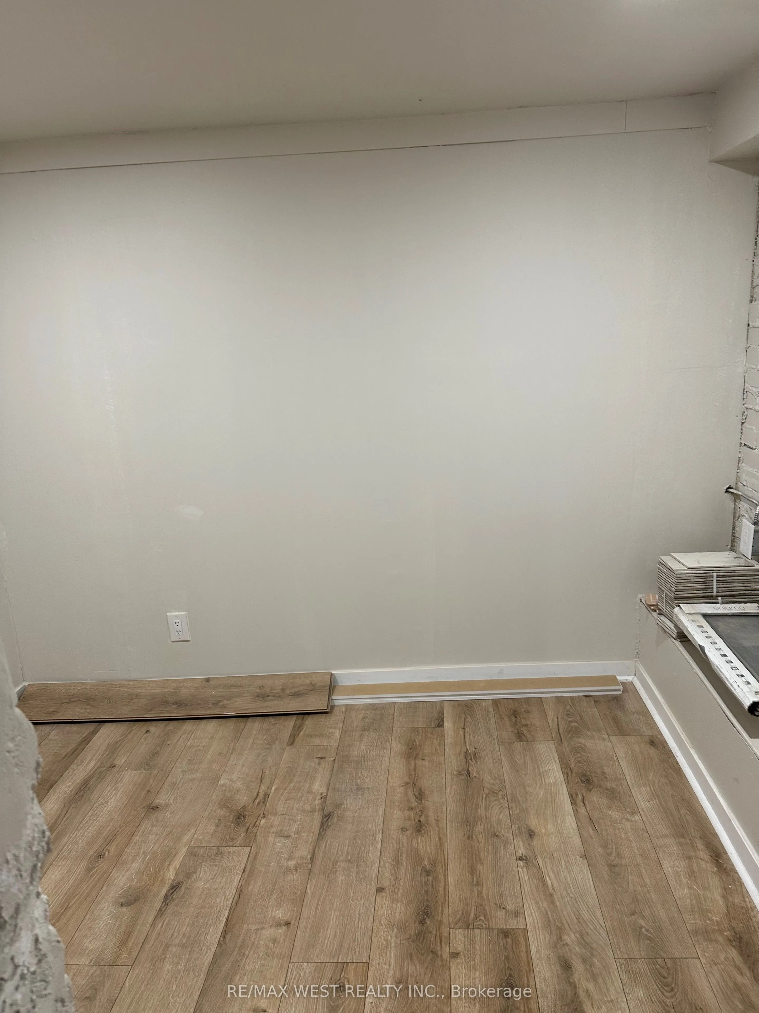 425 Jane Street, #10
