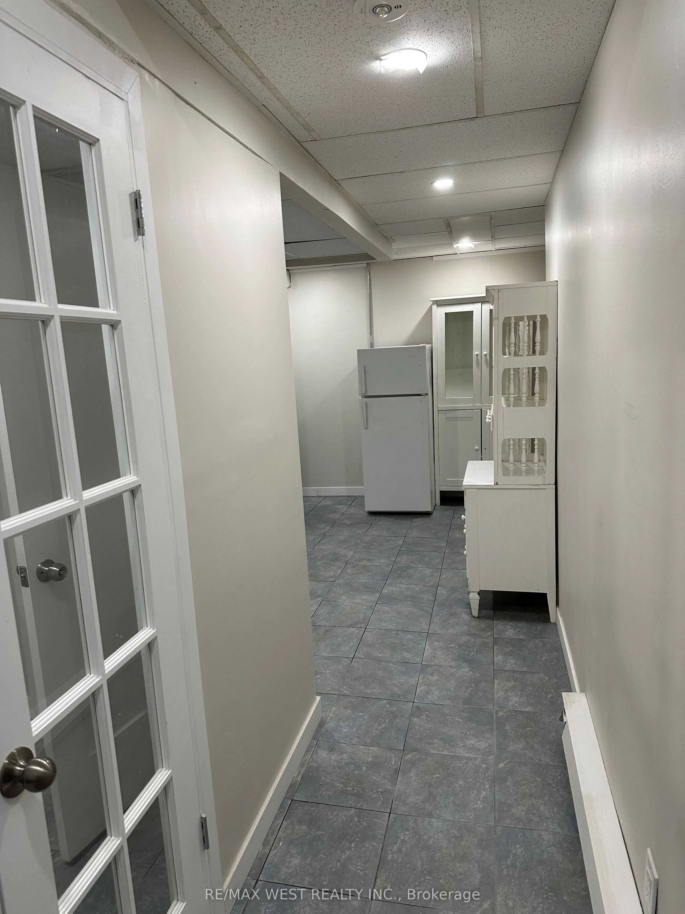 425 Jane Street, #10