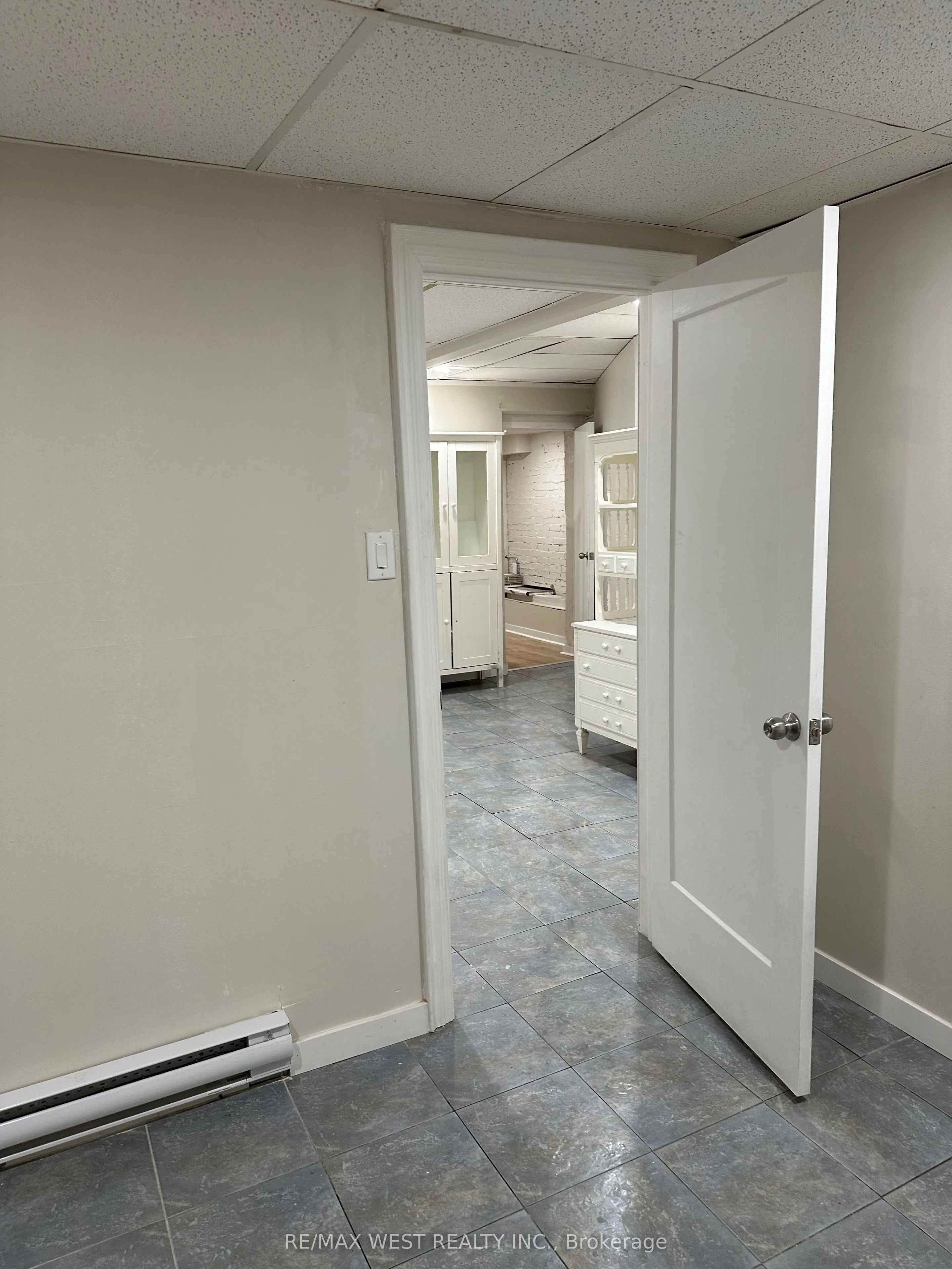 425 Jane Street, #10