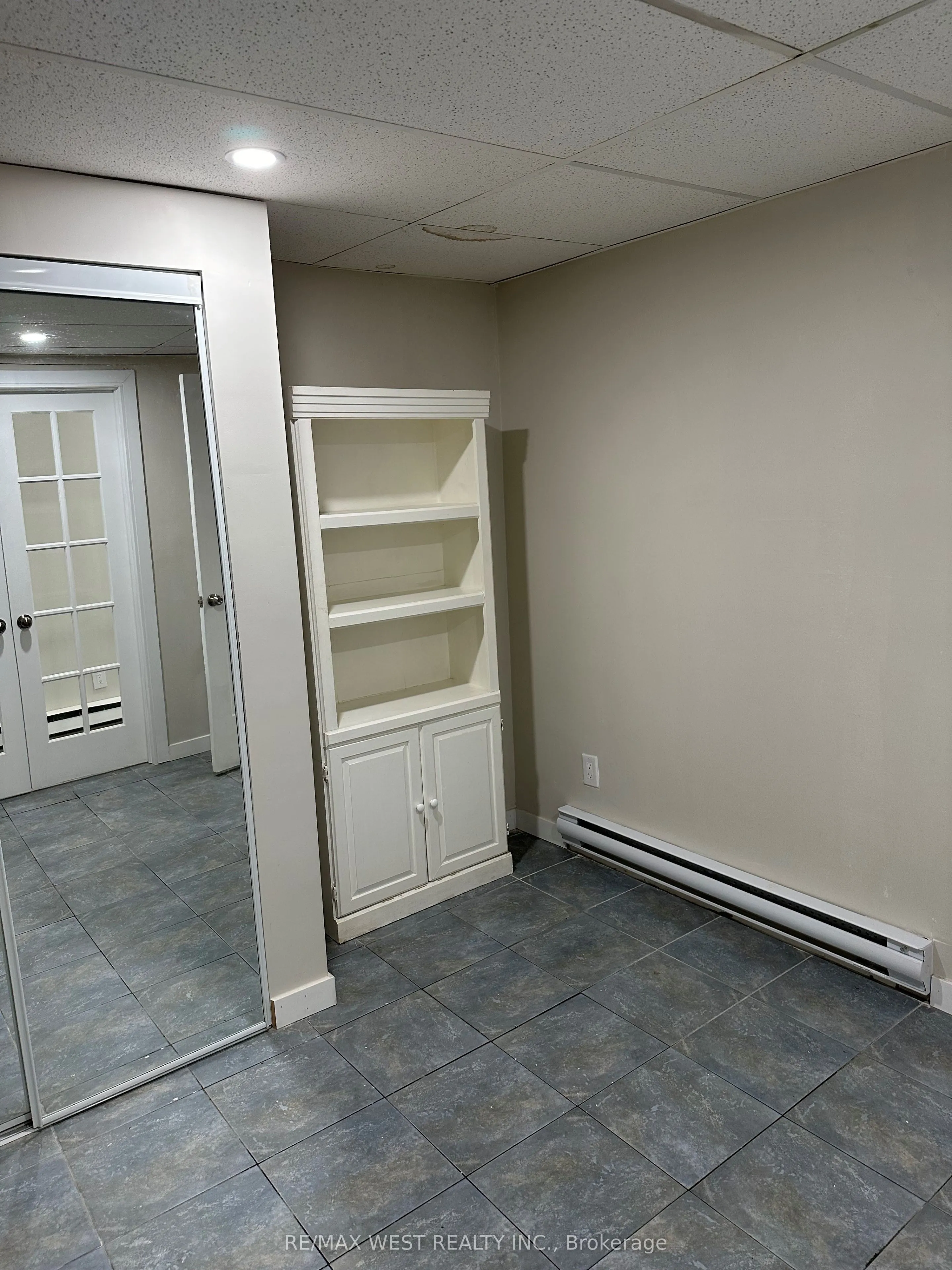 425 Jane Street, #10