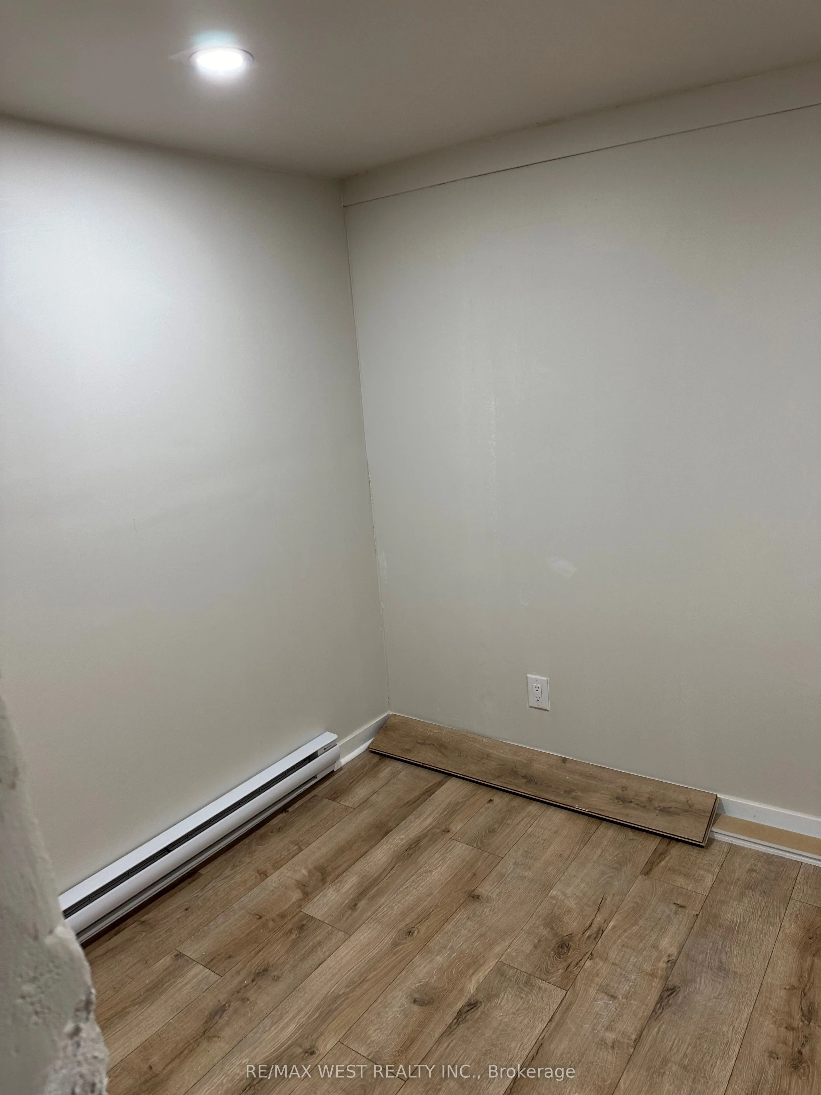 425 Jane Street, #10