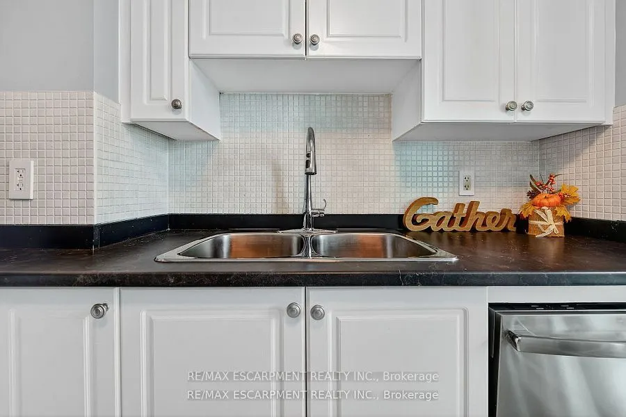 225 Sherway Gardens Road, #2905