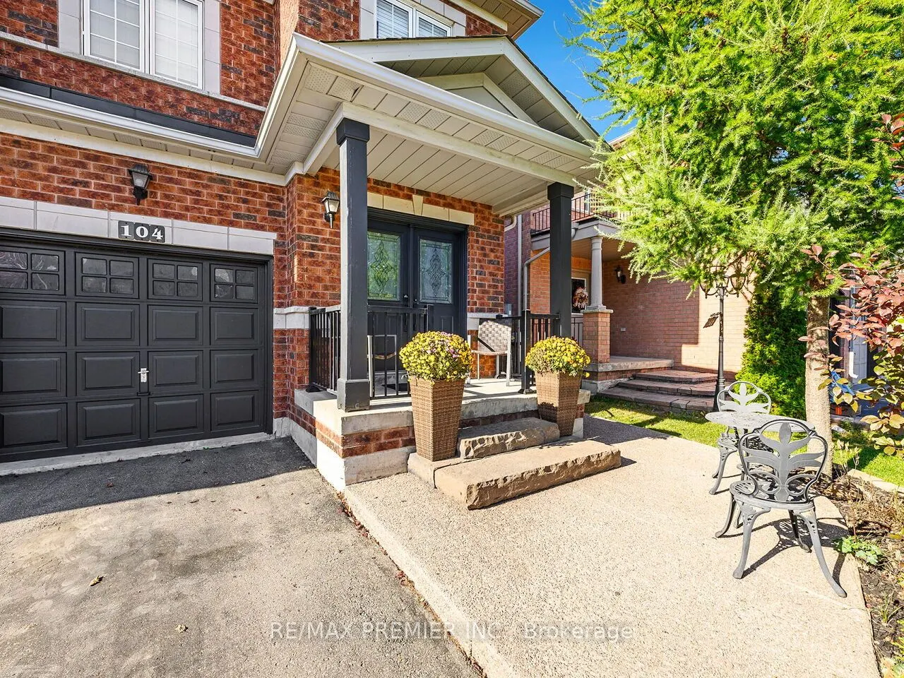 104 Humbershed Crescent