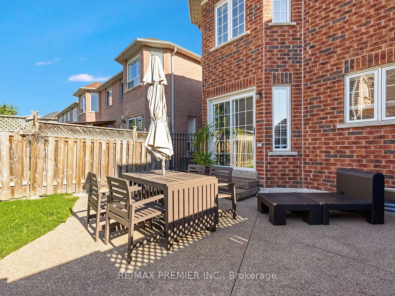 104 Humbershed Crescent