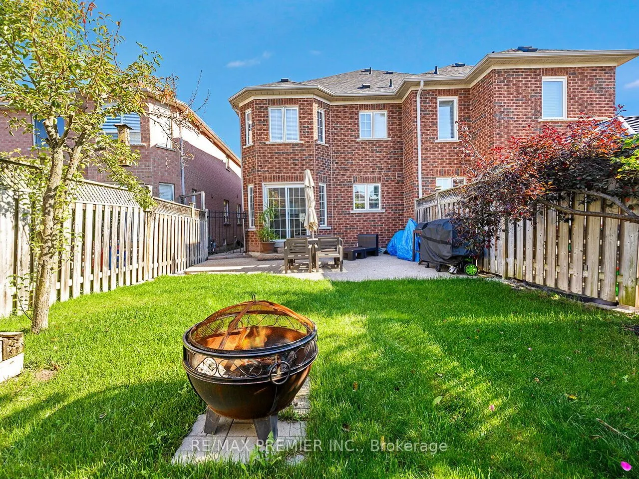 104 Humbershed Crescent