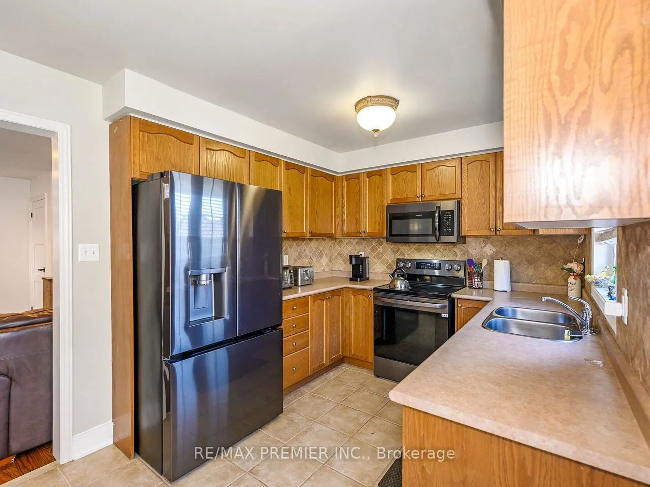 104 Humbershed Crescent