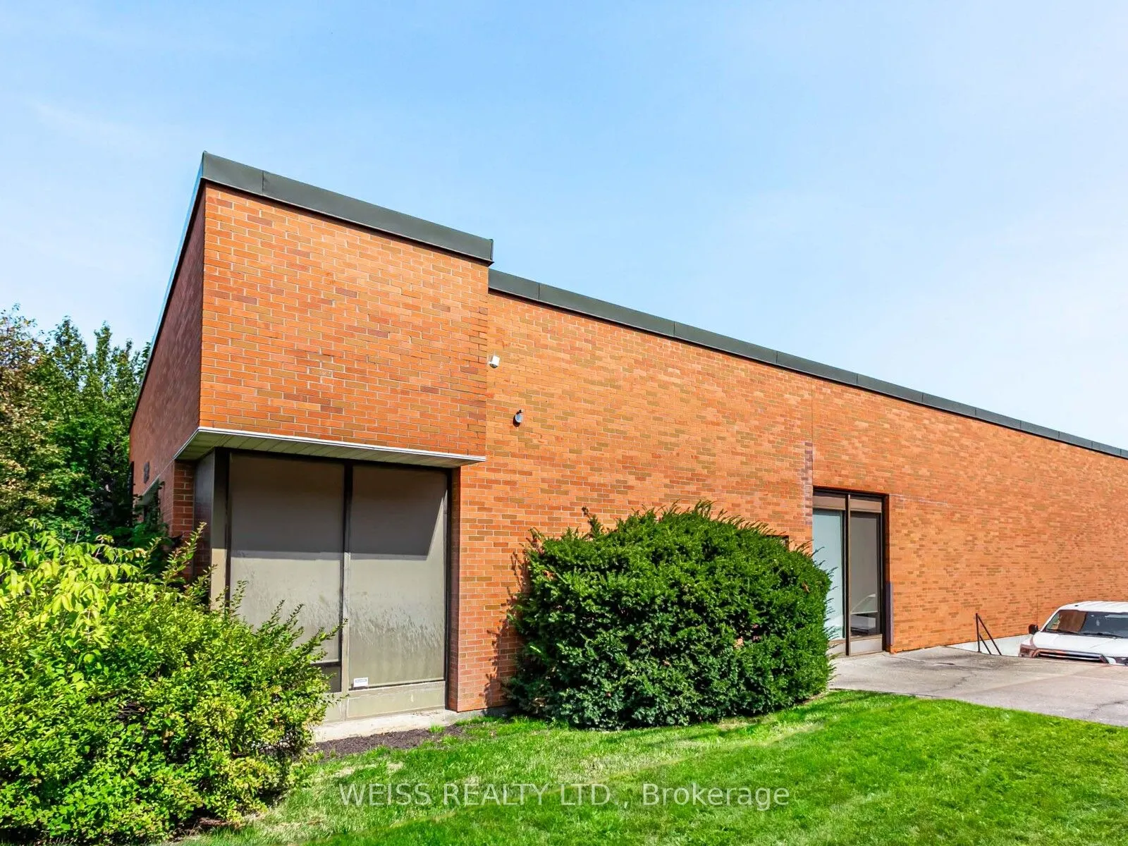 2199 Dunwin Drive