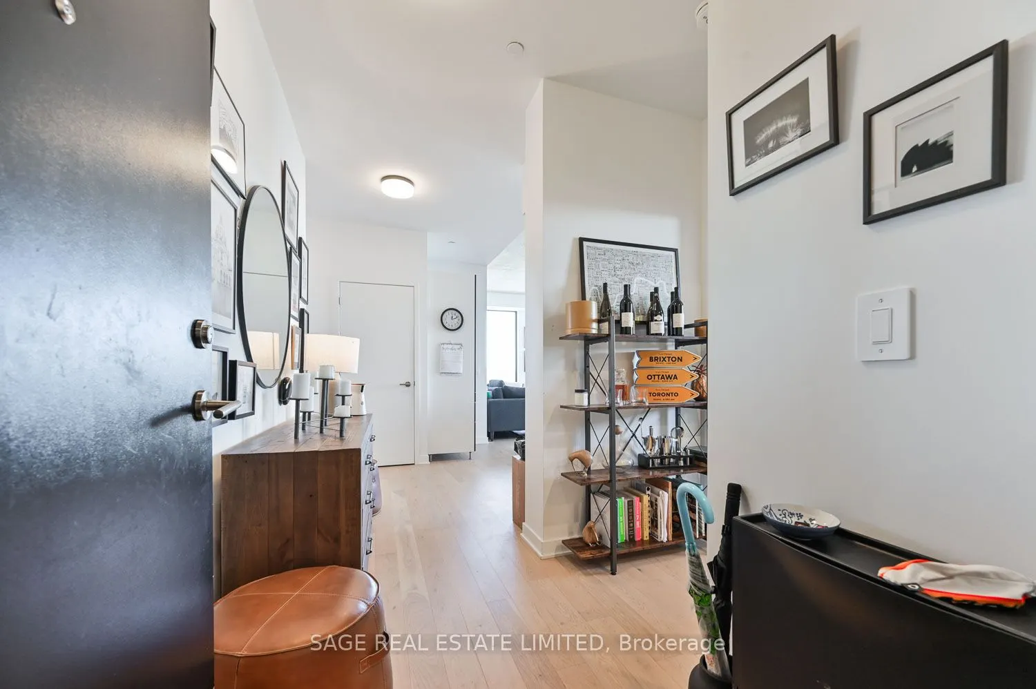 2720 Dundas Street W, #811