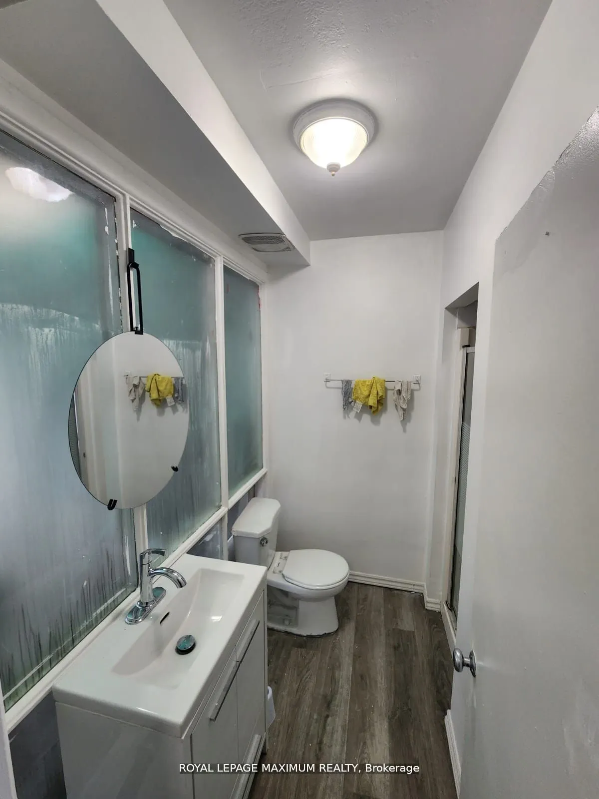 827 Albion Road, #1