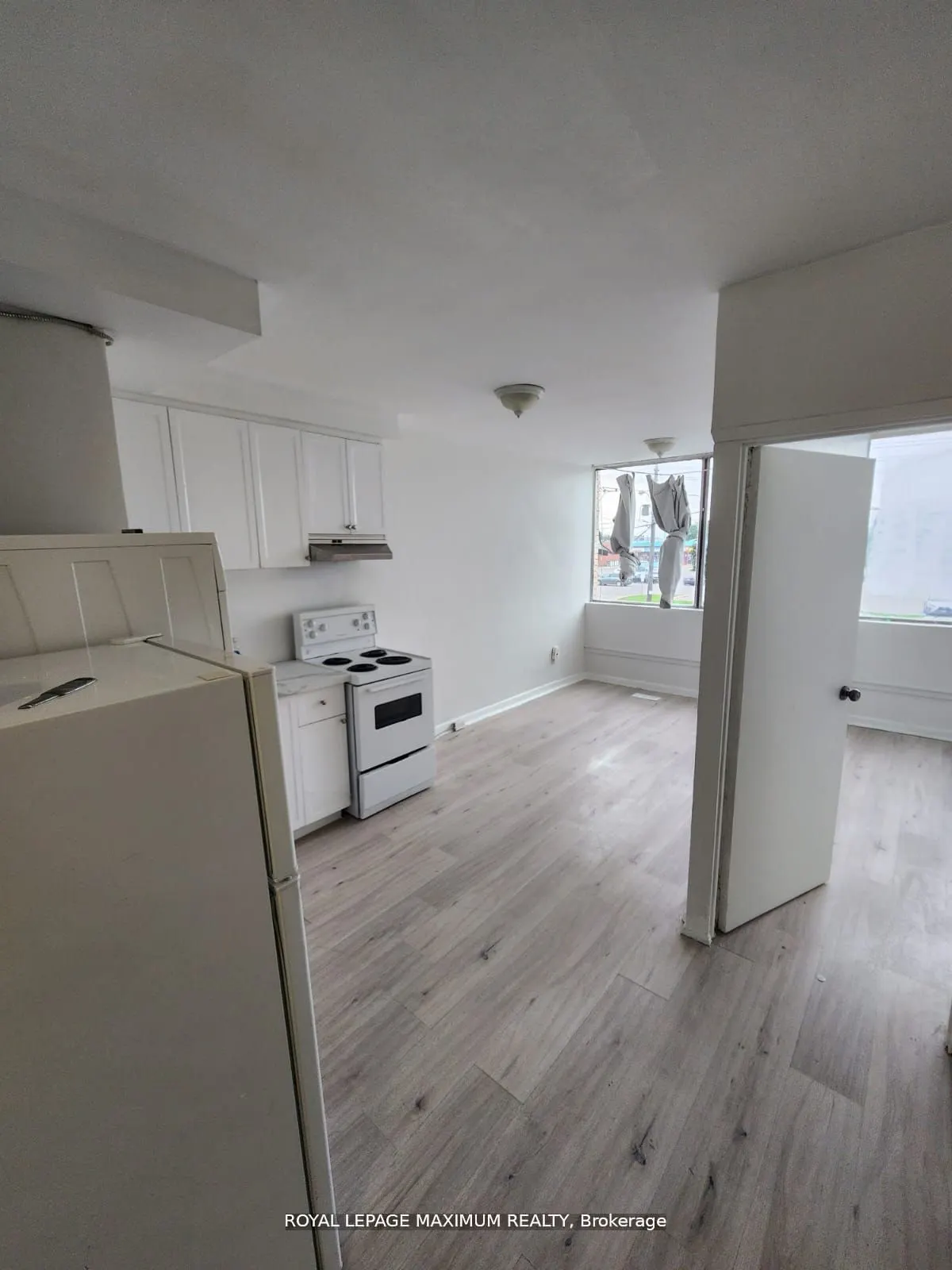827 Albion Road, #1