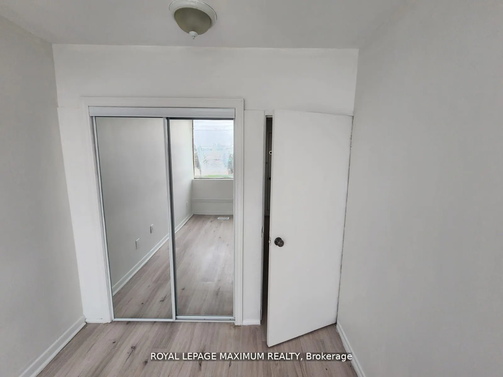 827 Albion Road, #1