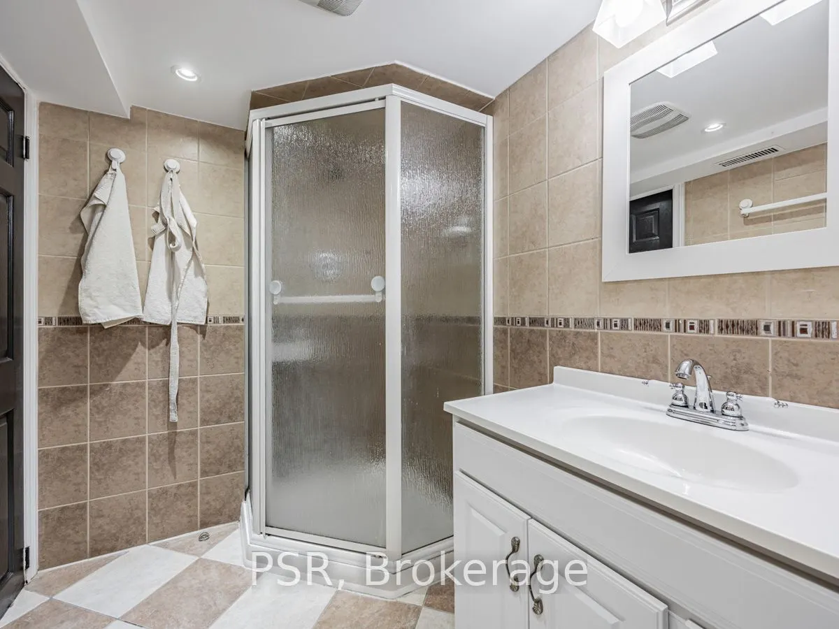371 McRoberts Avenue, #Lower