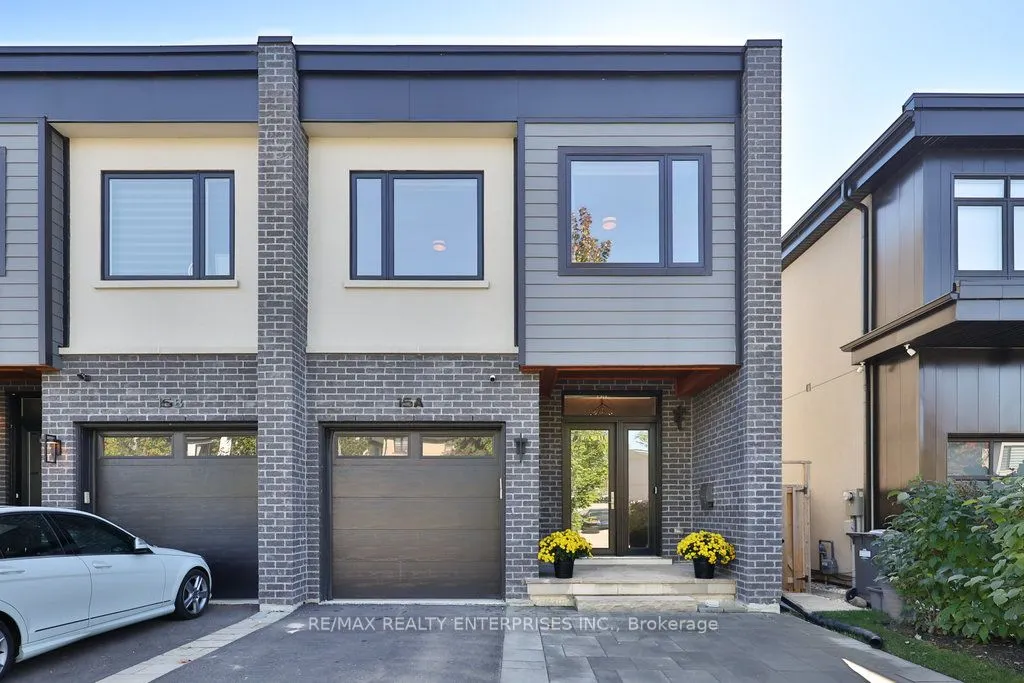 15A Tecumseth Avenue