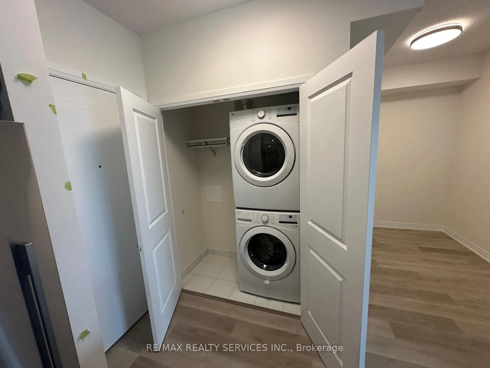 15 Watergarden Drive, #1302