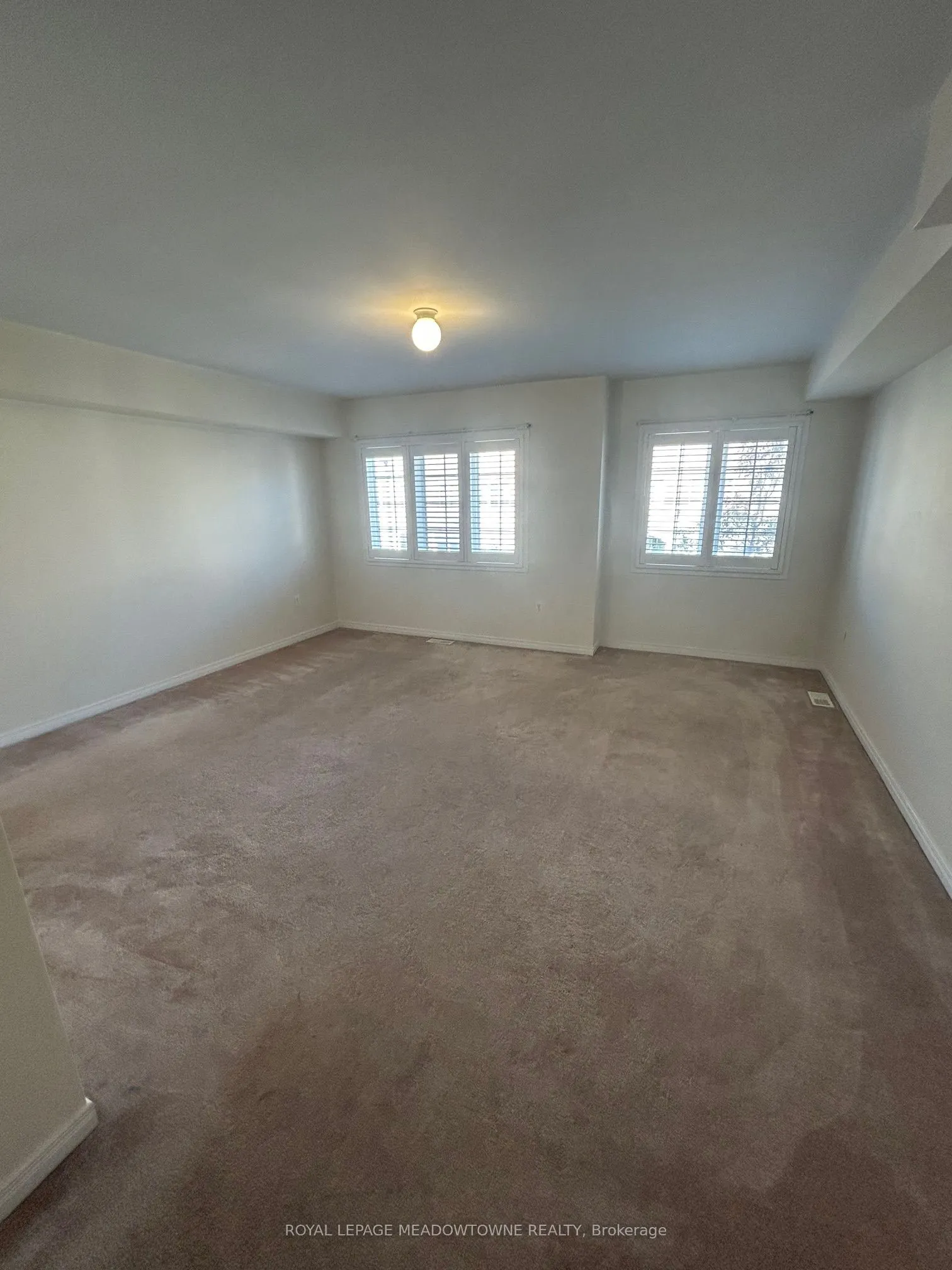 628 Candlestick Circle
