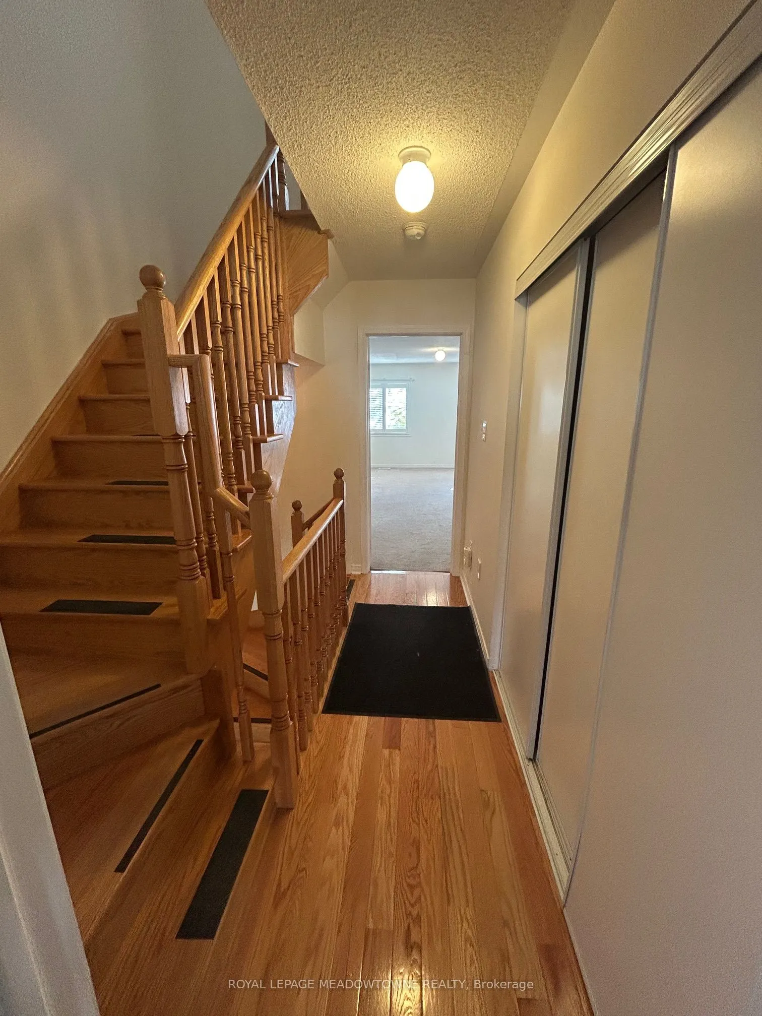 628 Candlestick Circle