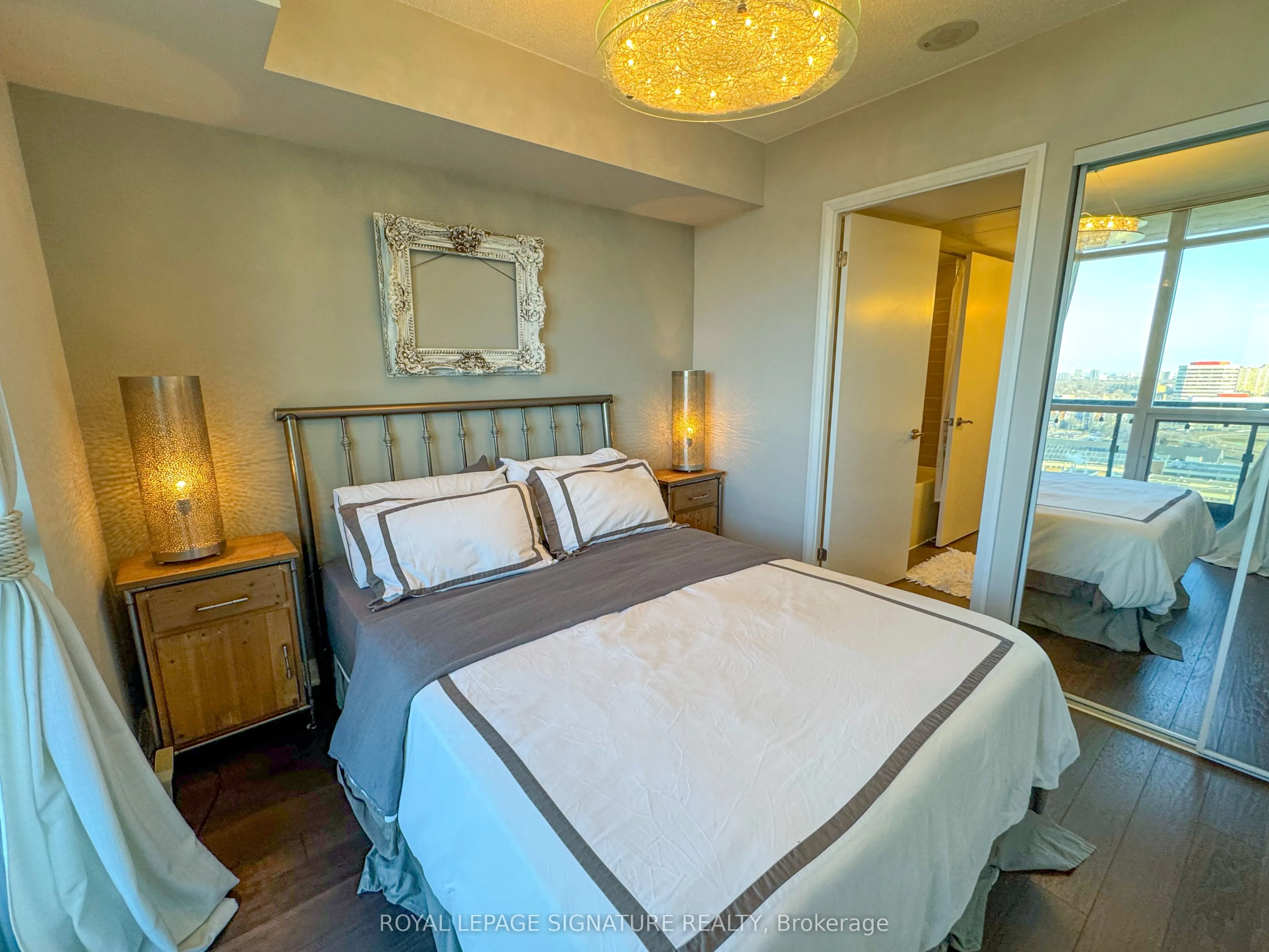 1 Valhalla Inn Road, #1807