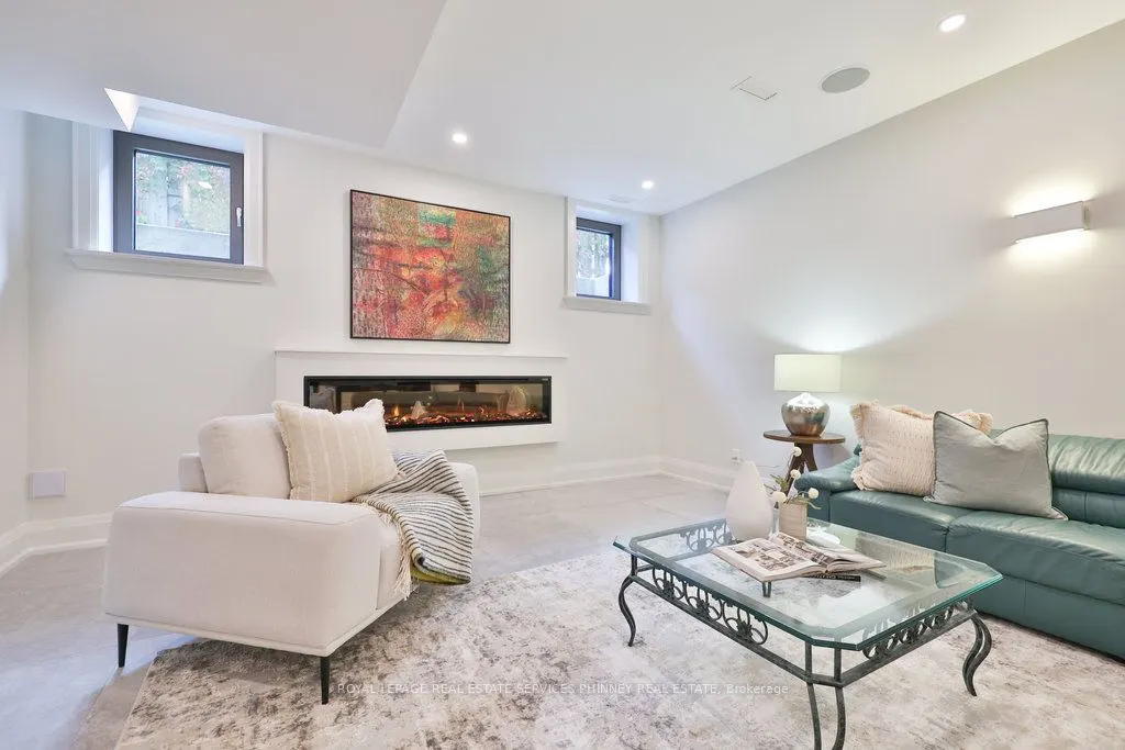 1456 Applewood Road