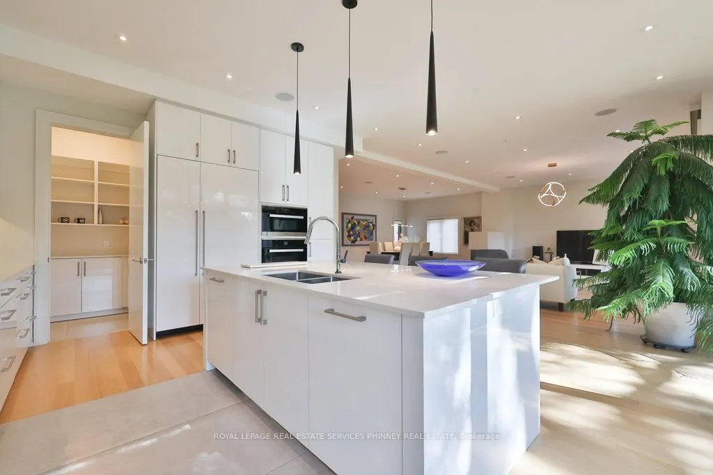 1456 Applewood Road