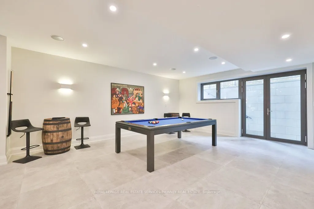 1456 Applewood Road