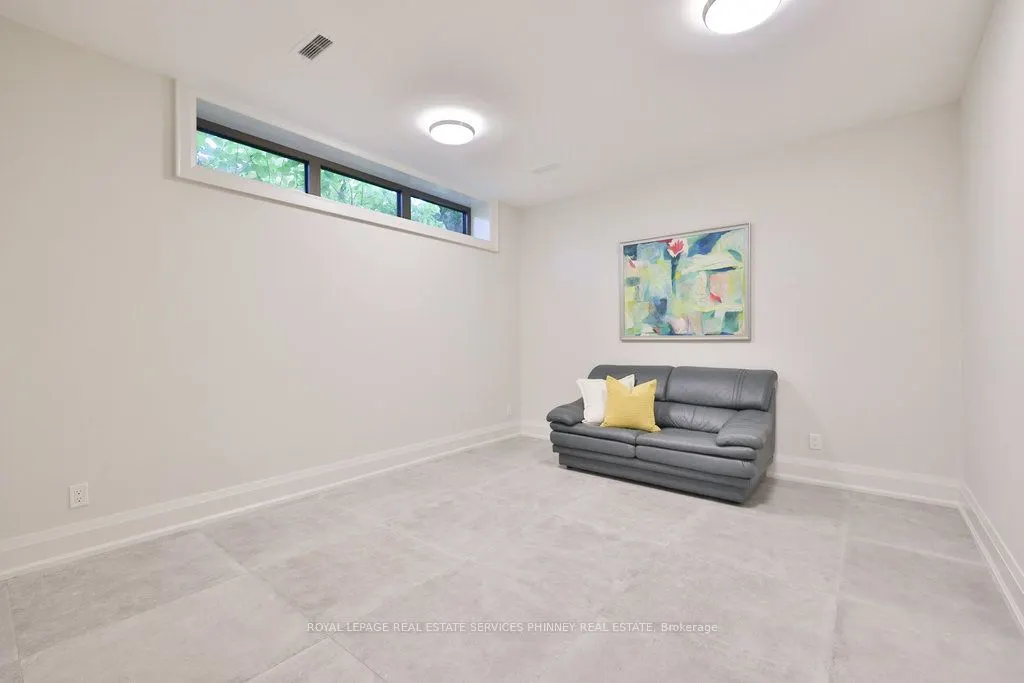 1456 Applewood Road